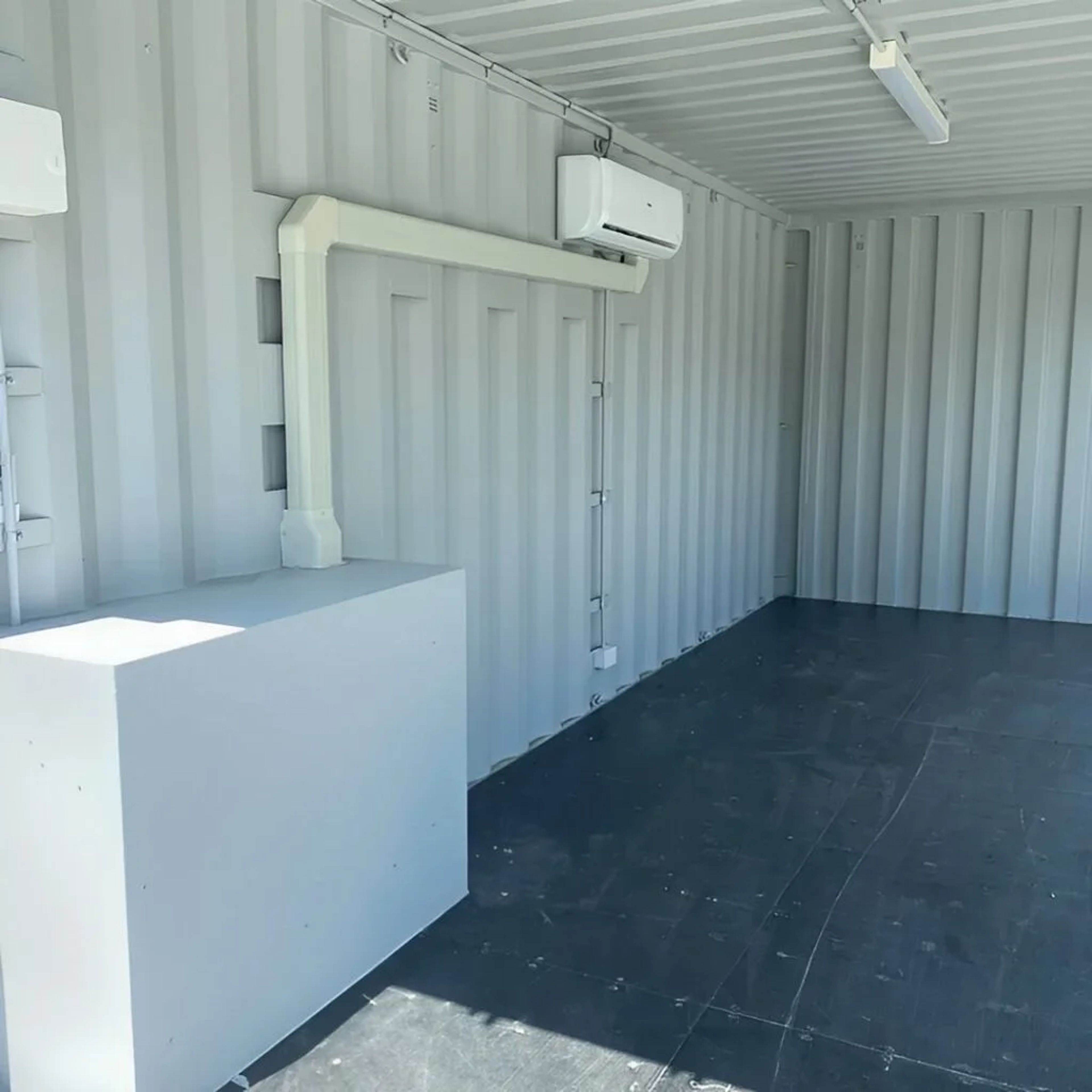 Modified 20ft container office with Glass door & AC — view 4