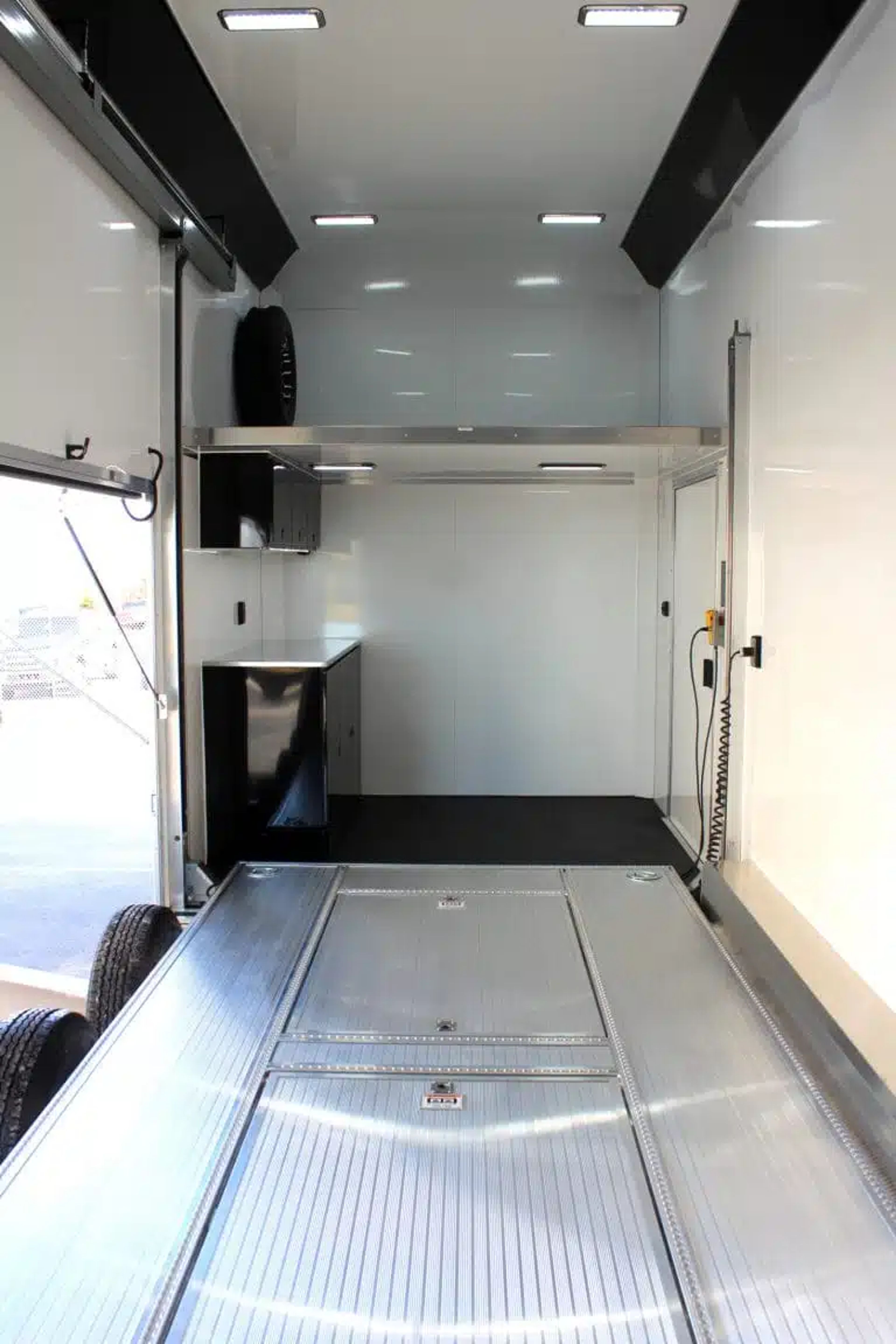 Enclosed ATC Car Trailer 2026 26ft. Aluminum Stacker ROM 800 w/Tiltable 14ft. — view 3