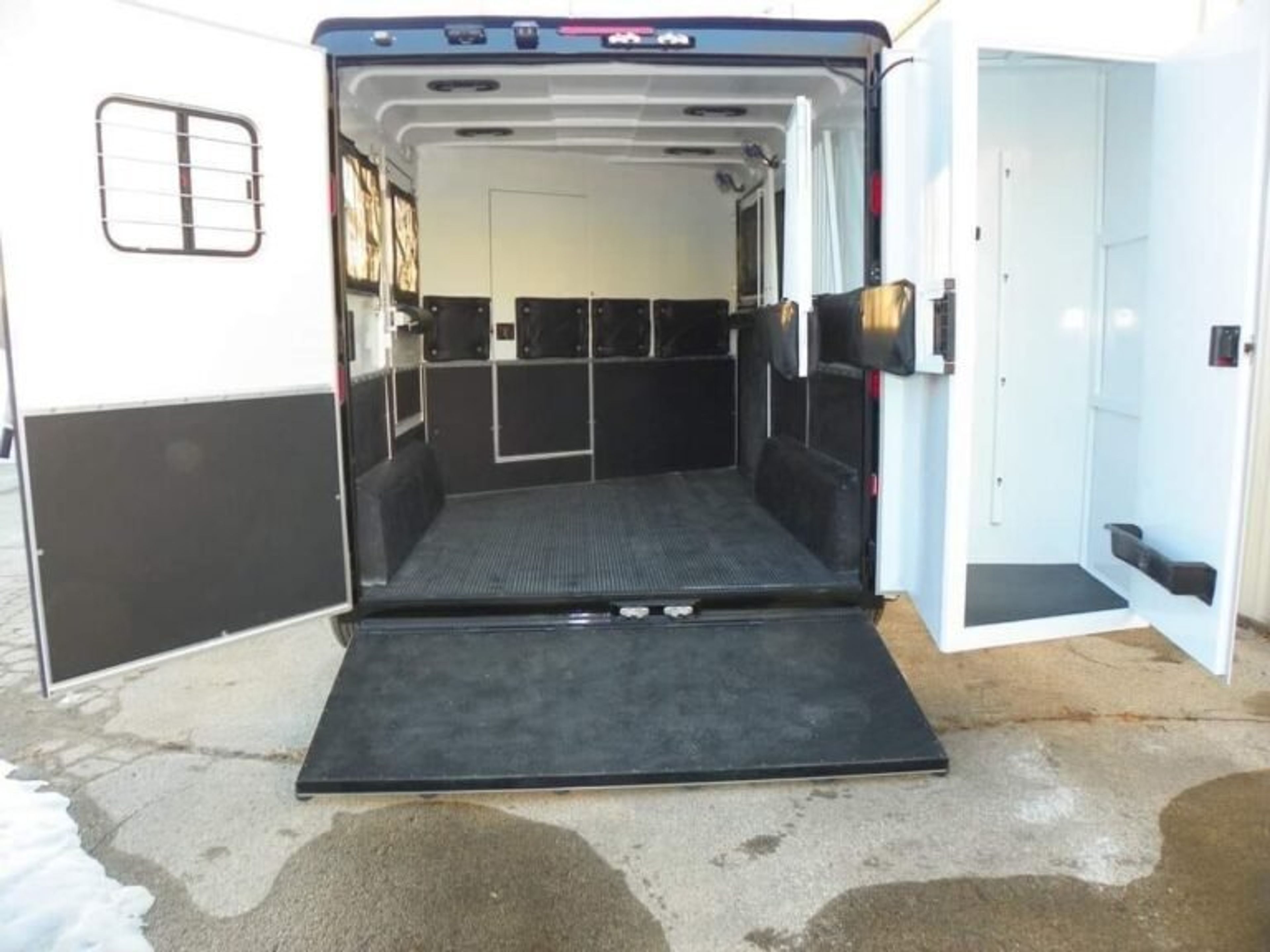 2022 Double D Reverse Slant 2 Horse Bumper Pull — view 24