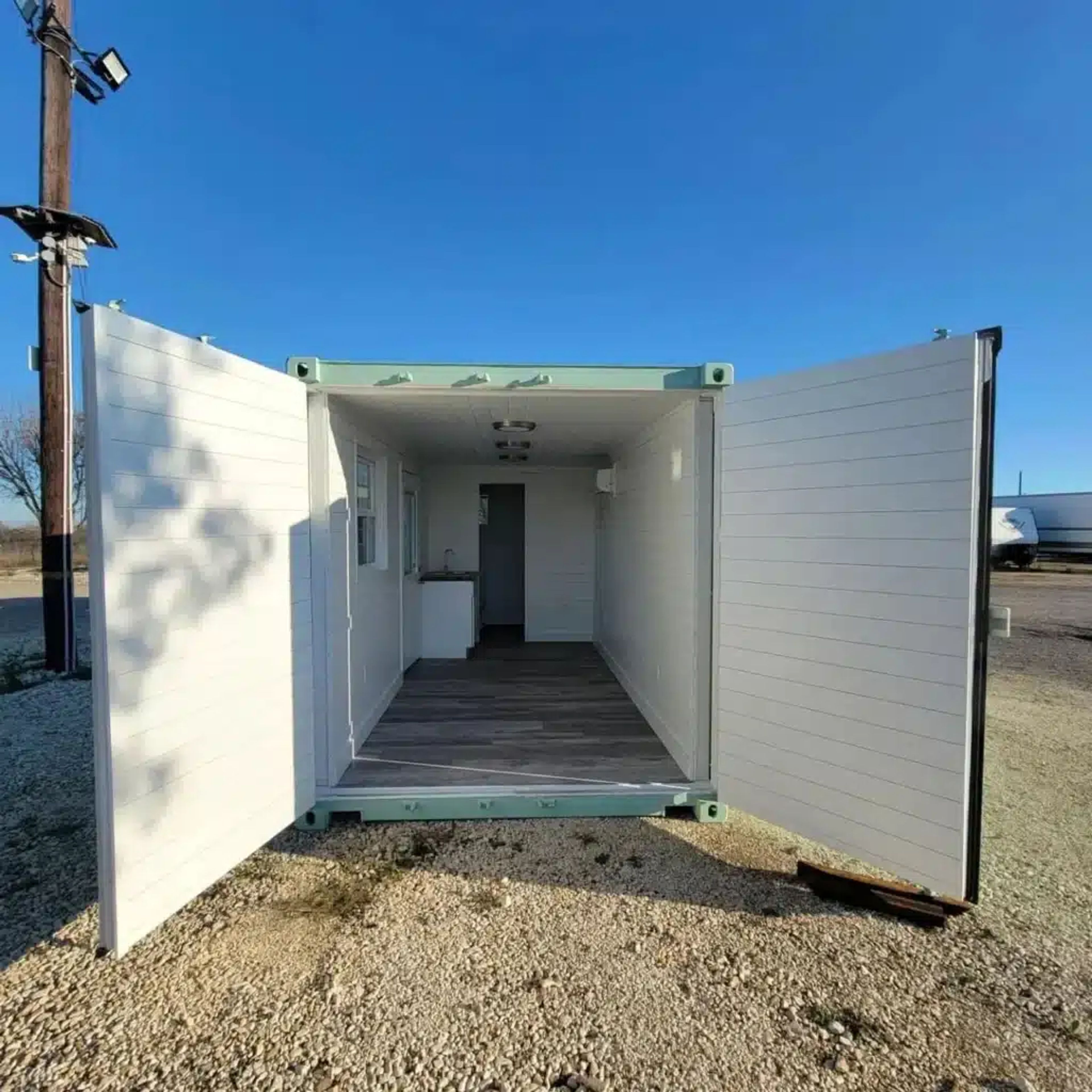 Custom 20ft Shipping Container House — view 2