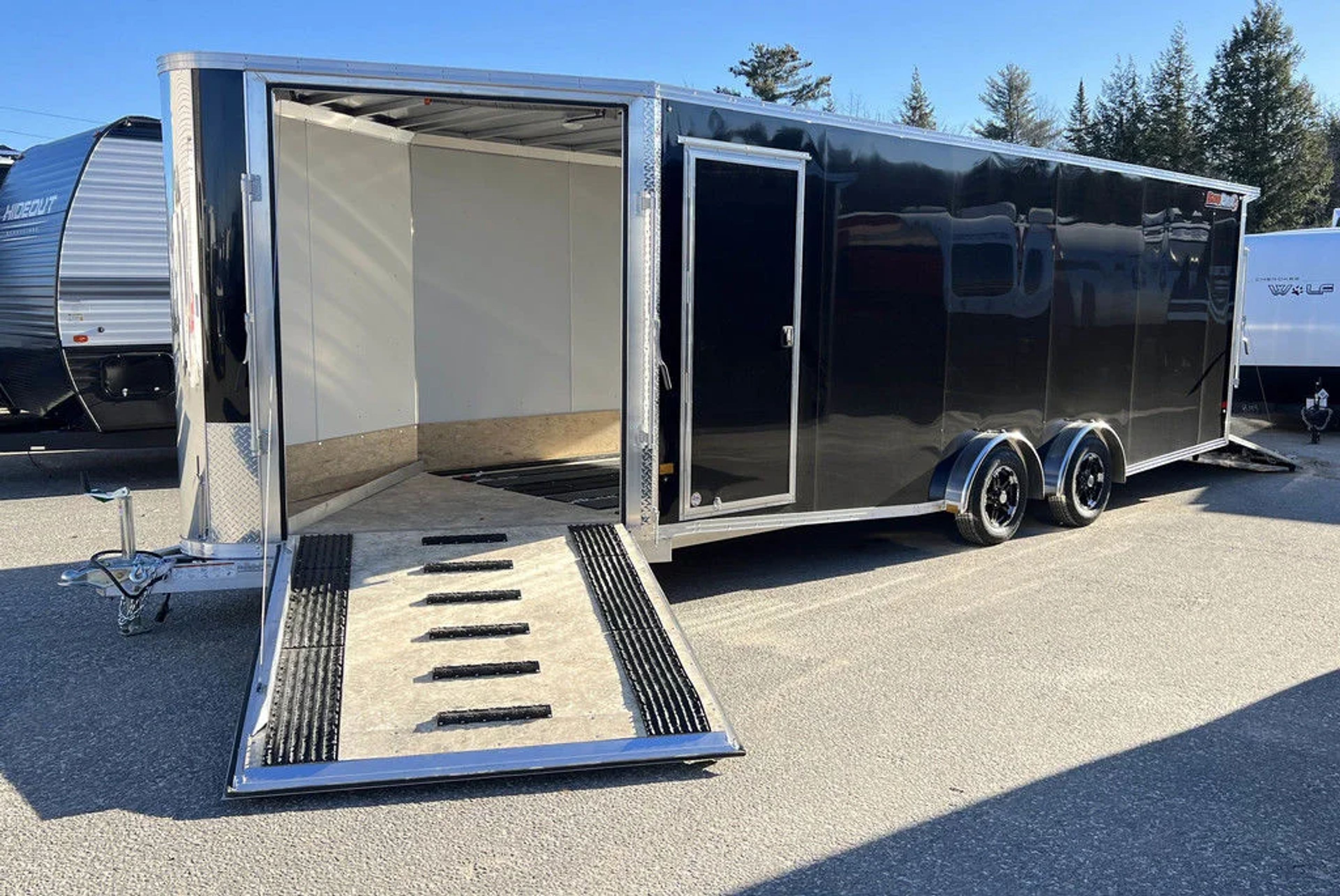 2024 Sno Pro 7.5×22 Aluminum 4-Place Drive In/Out w/Extra Height, Mats & — view 4