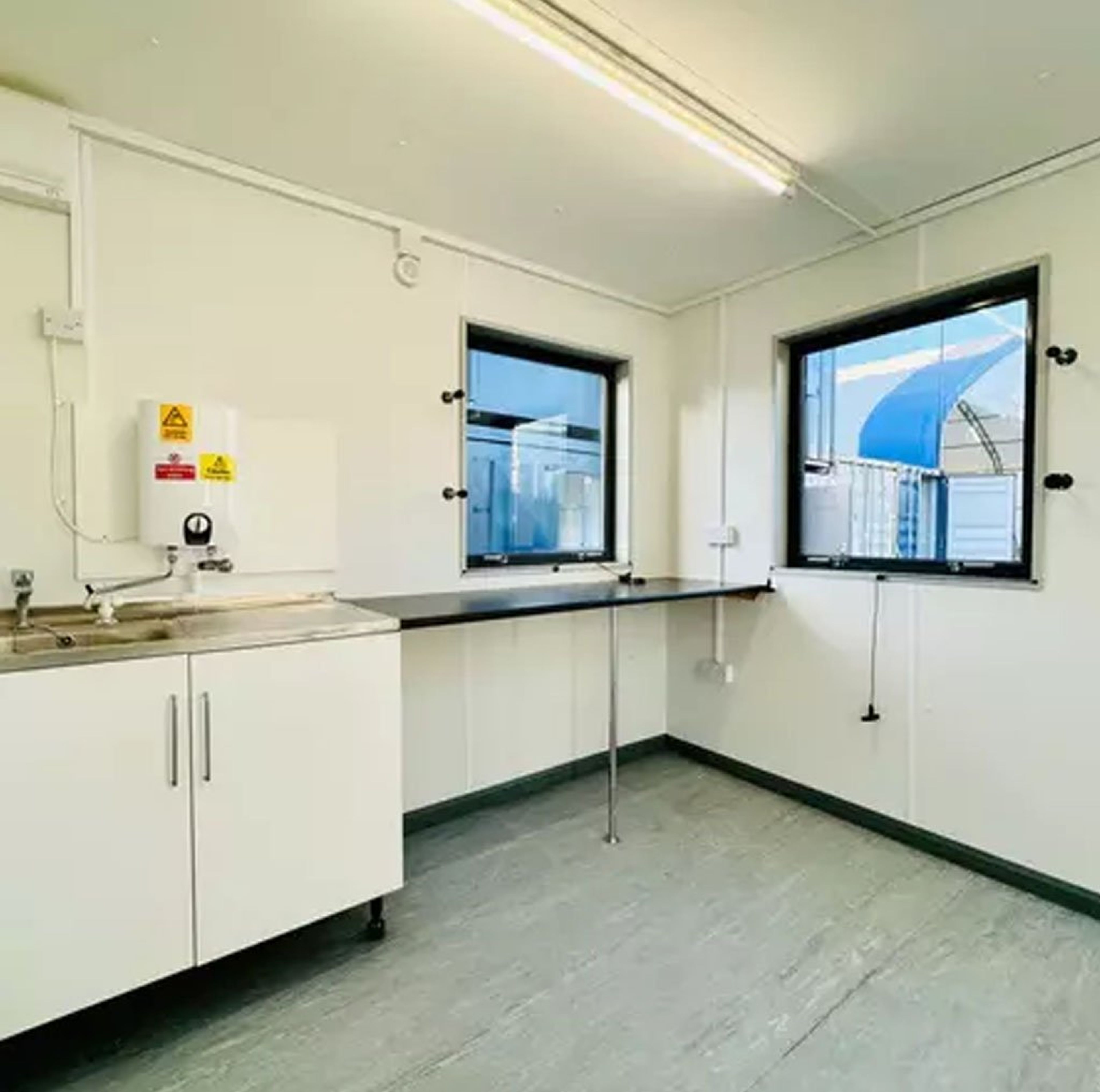 32x10ft Cabin | Office / Canteen | Anti-Vandal Cabin | Portable Building — view 5