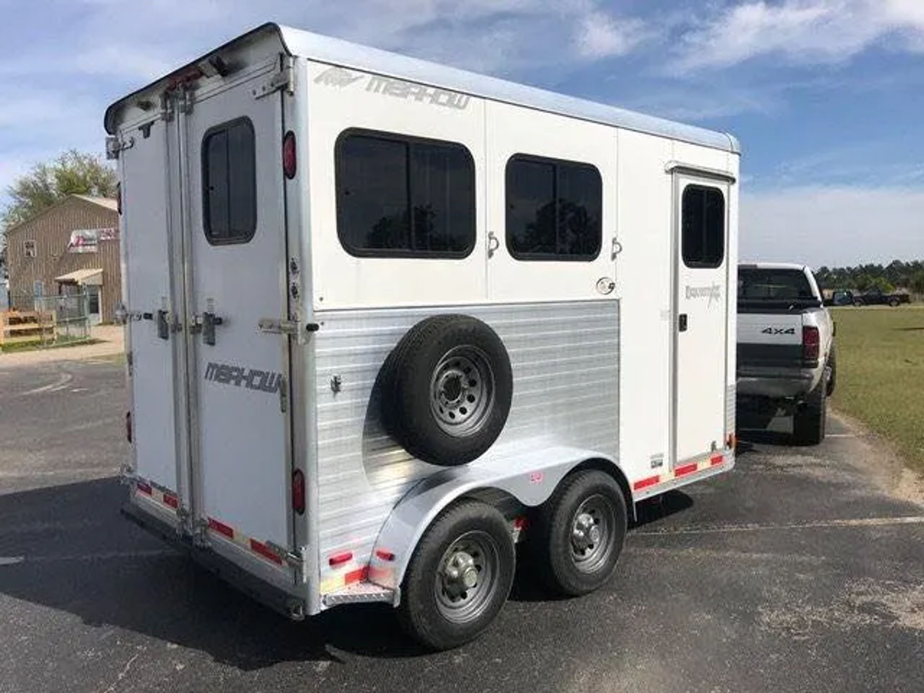 2010 Merhow 2 Horse Slant — view 8