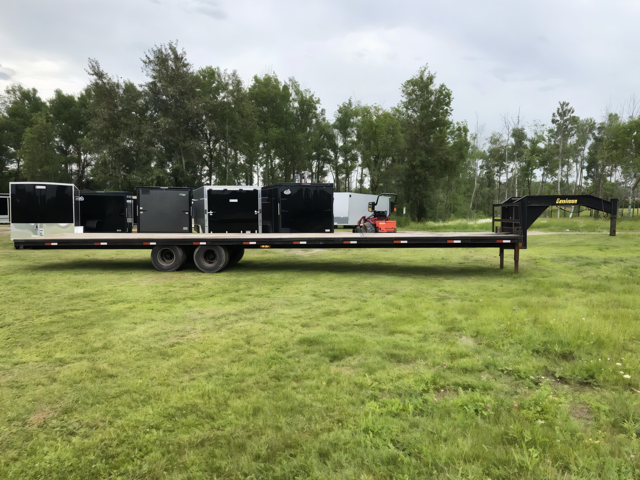 2002 Kaufman Trailers 101X40 Gooseneck Equipment Trailer w/Toolbox