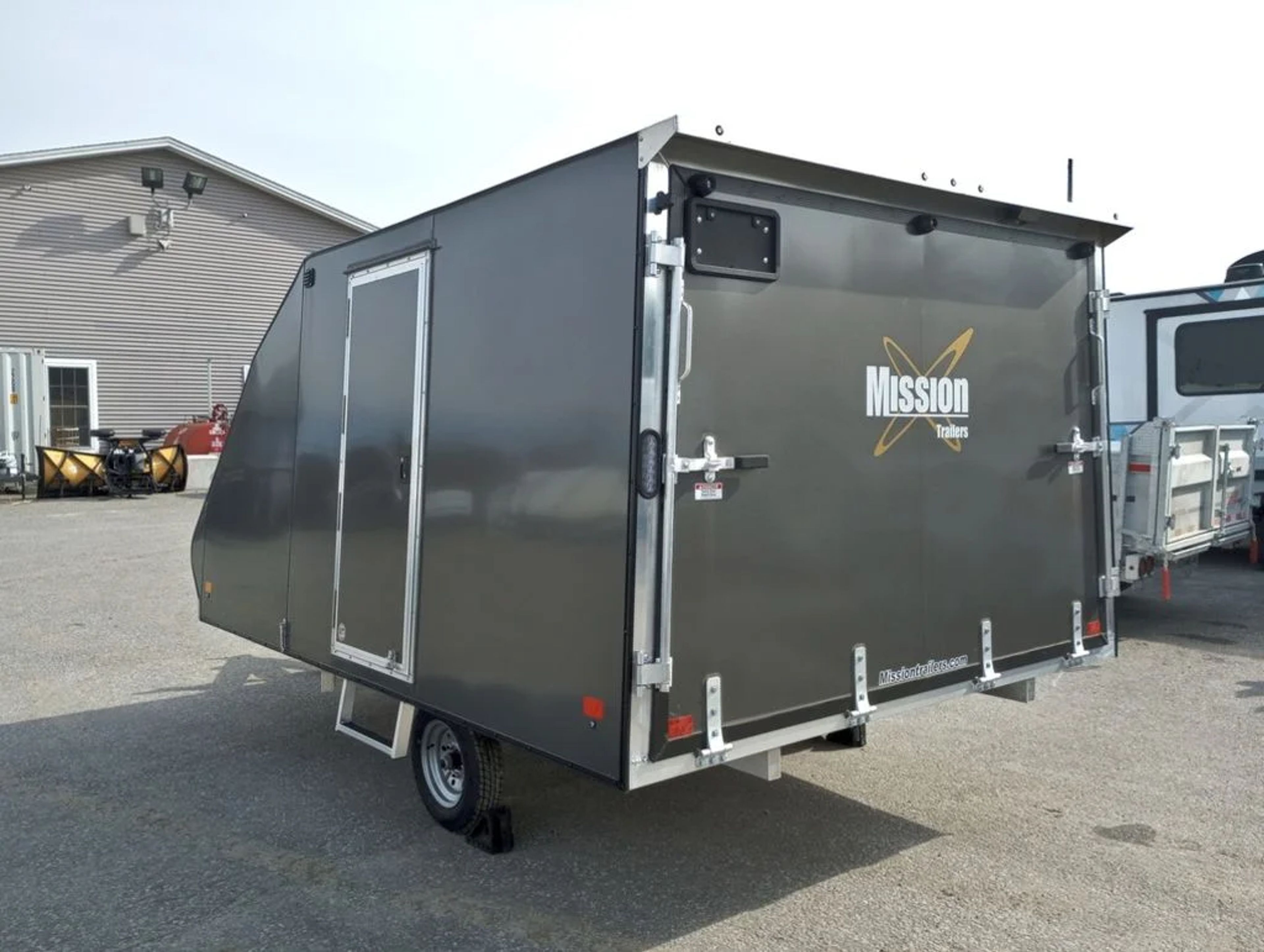 Mission Trailers 101×12 Aluminum 2-Place Crossover w/Mats & Guides, Rear Canopy — view 3
