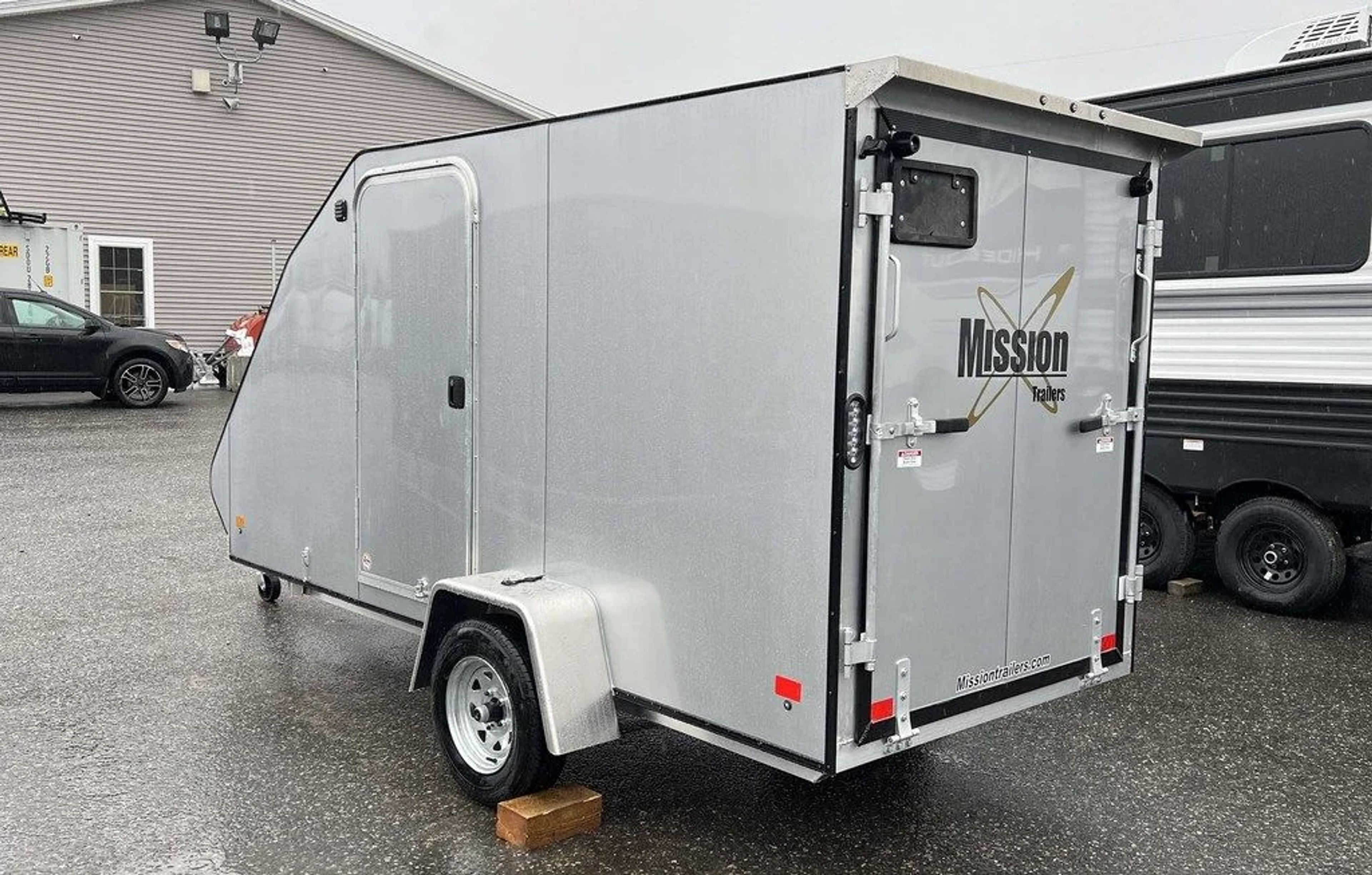 2024 Mission Trailers 60×12 Aluminum Single Place Crossover w/Galvanized — view 3