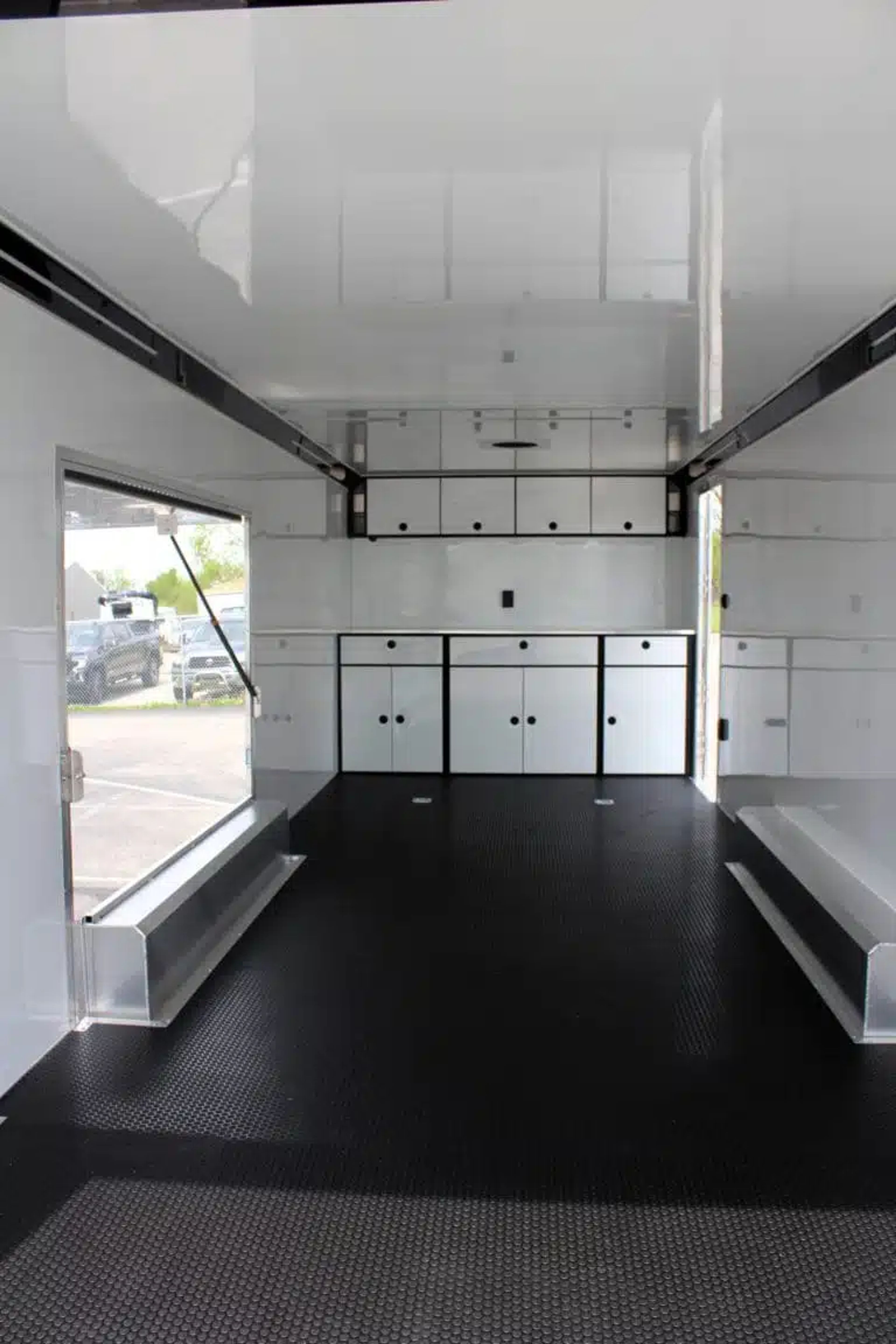 Enclosed ATC Car Trailer 2026 24ft. Aluminum ROM 400 w/Large Escape Door & — view 5