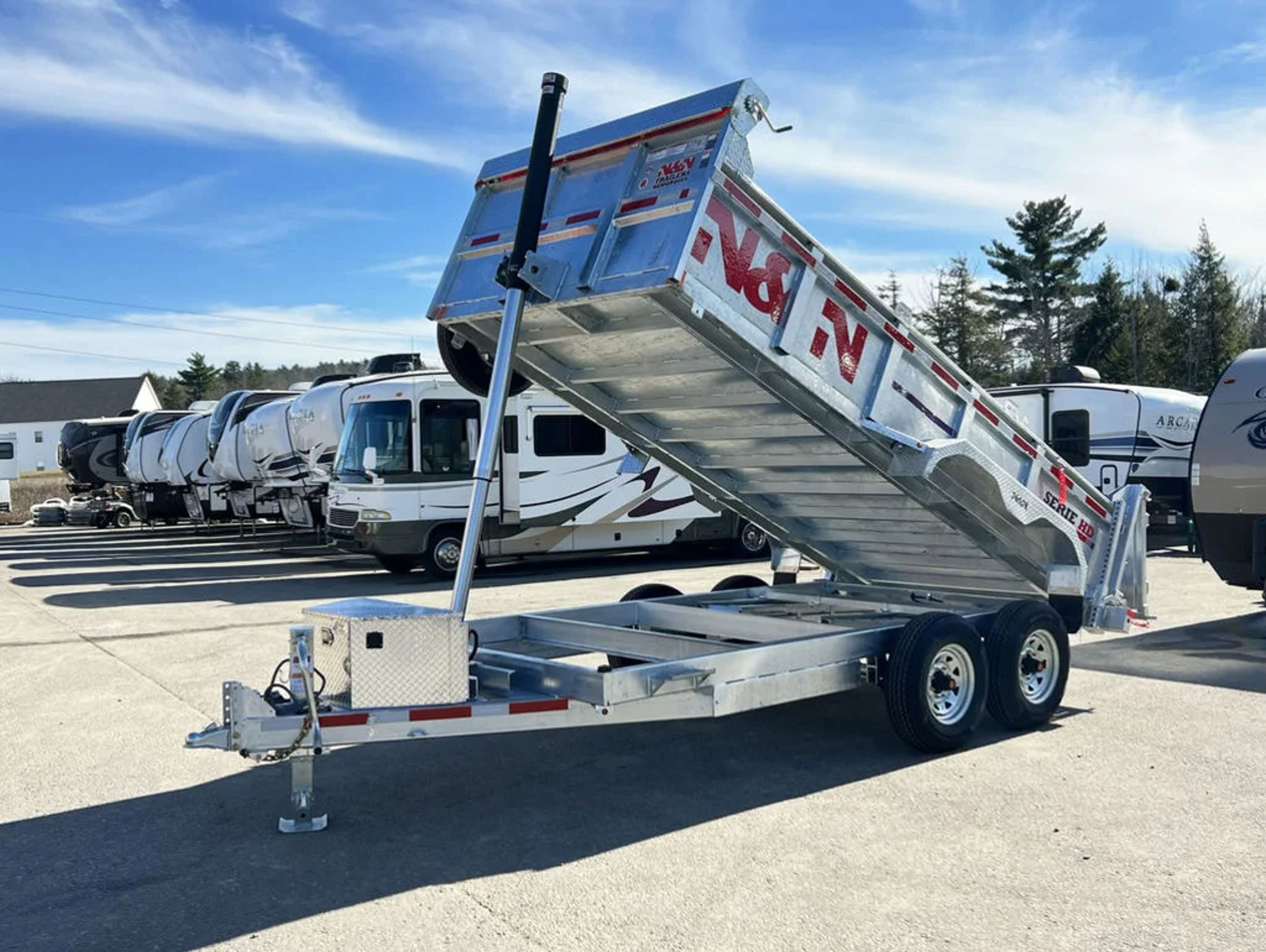 2024 N&N Trailers 7×14 14K Galvanized Hydraulic Dump w/Ramps, 2-Way Spreader — view 2