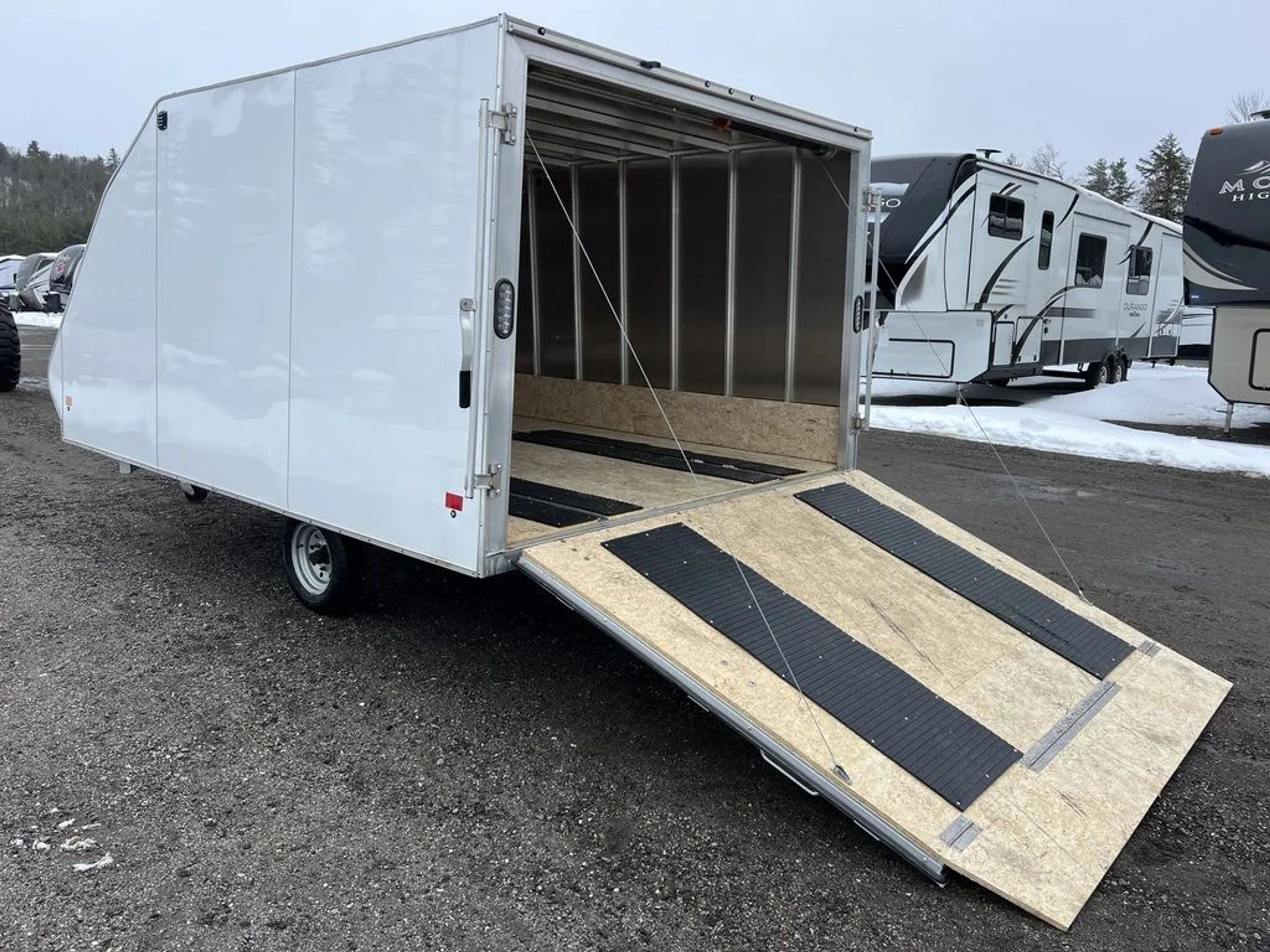 High Country Trailers 101×12 Aluminum 2-Place Hybrid w/Track Mats — view 4