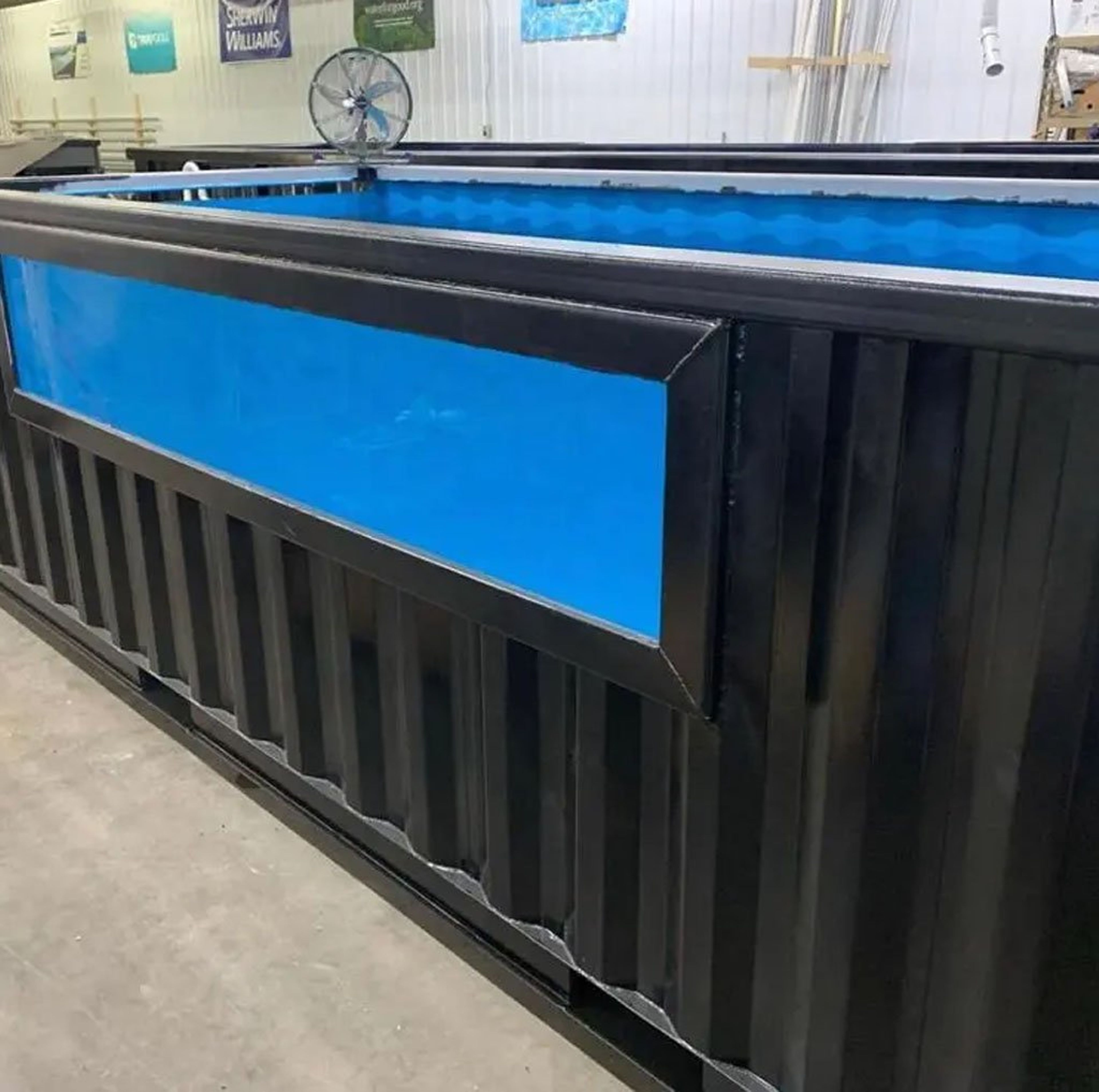 40ft Container Pool v1 — view 4