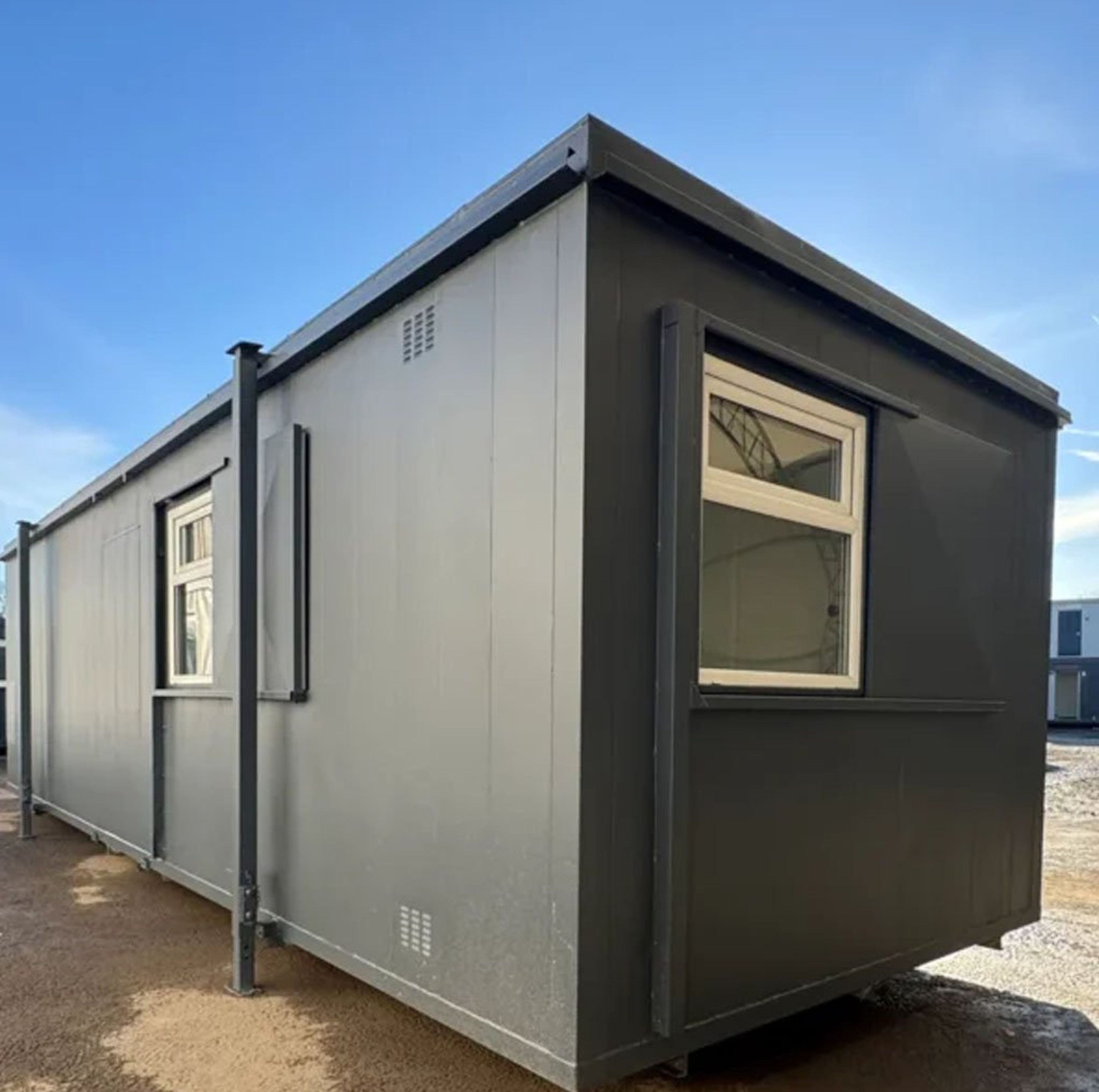 32 X 10ft Customized Containers — view 3