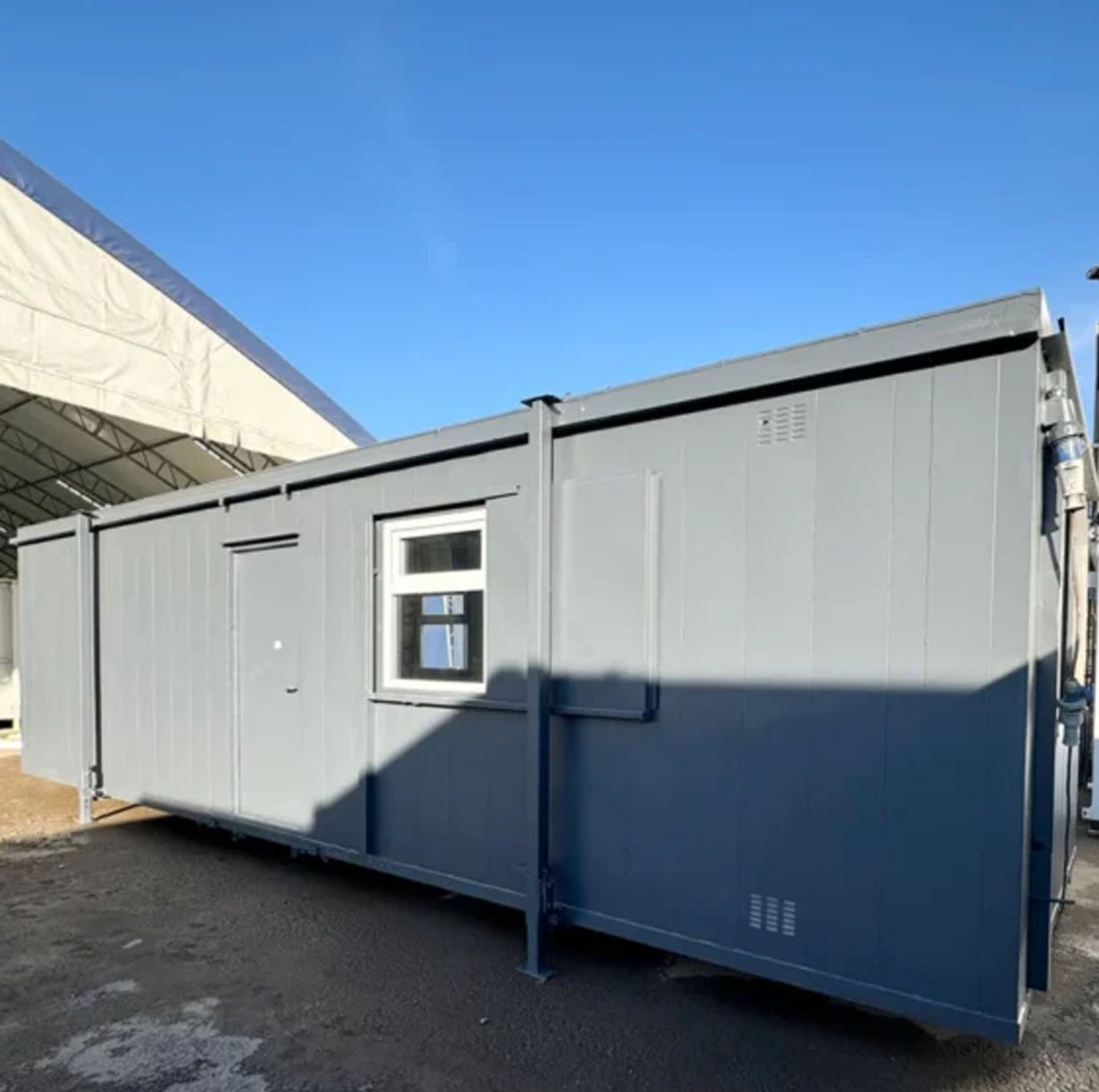 32 X 10ft Customized Containers — view 5