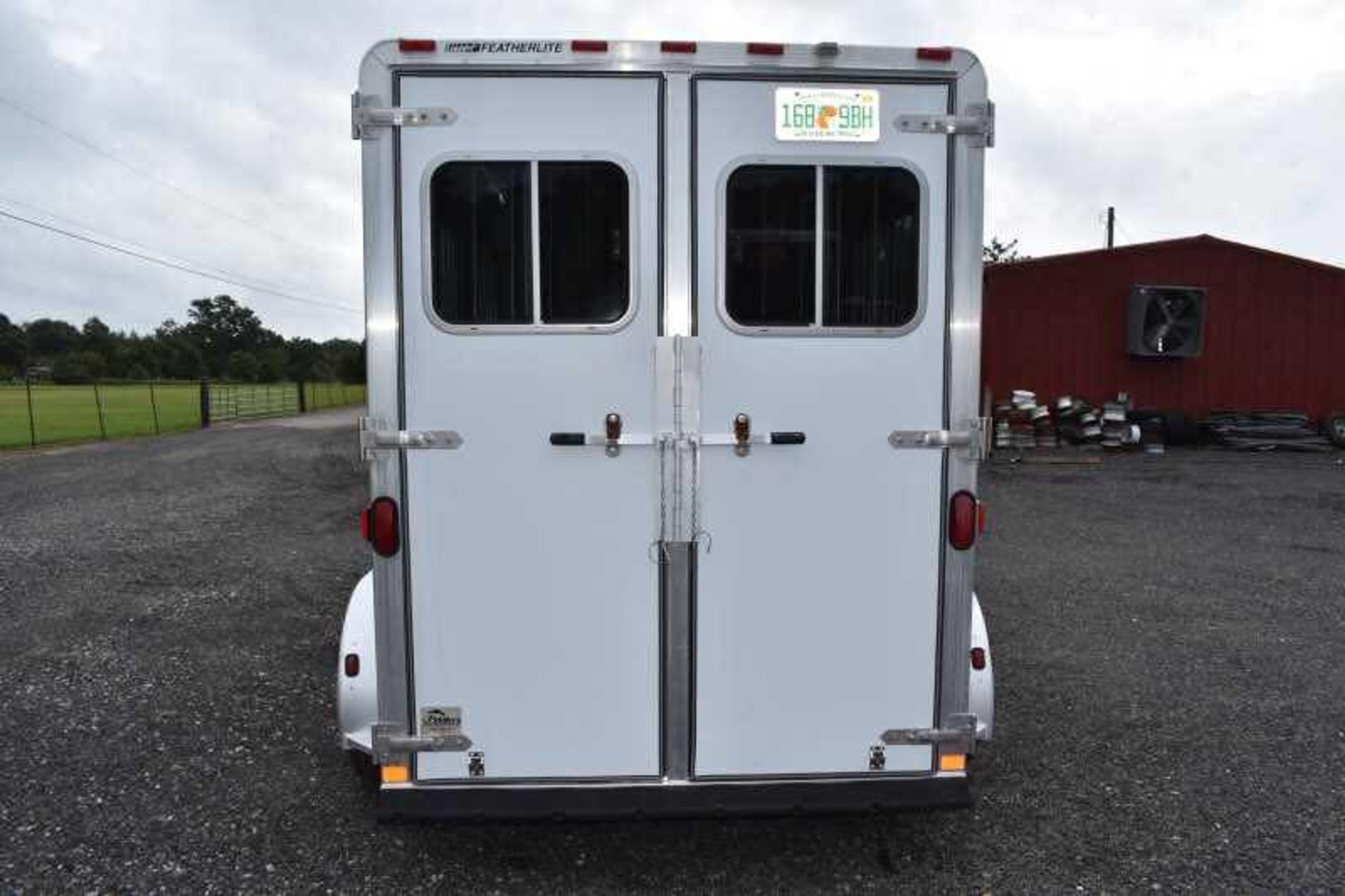 2003 Featherlite 2HST 2 Horse Trailer — view 2