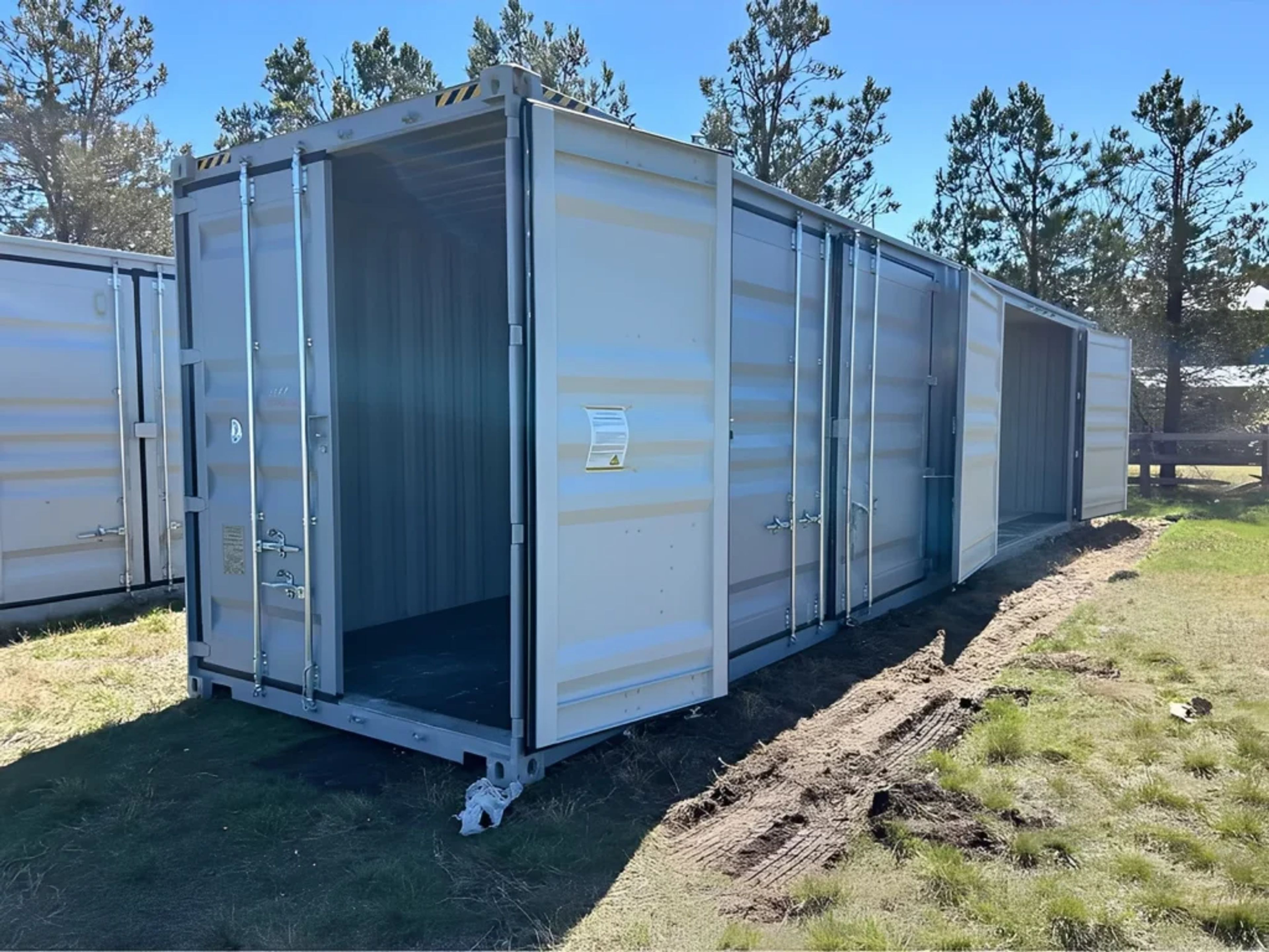 40ft High Cube Storage Container with 2 Side Doors — view 2