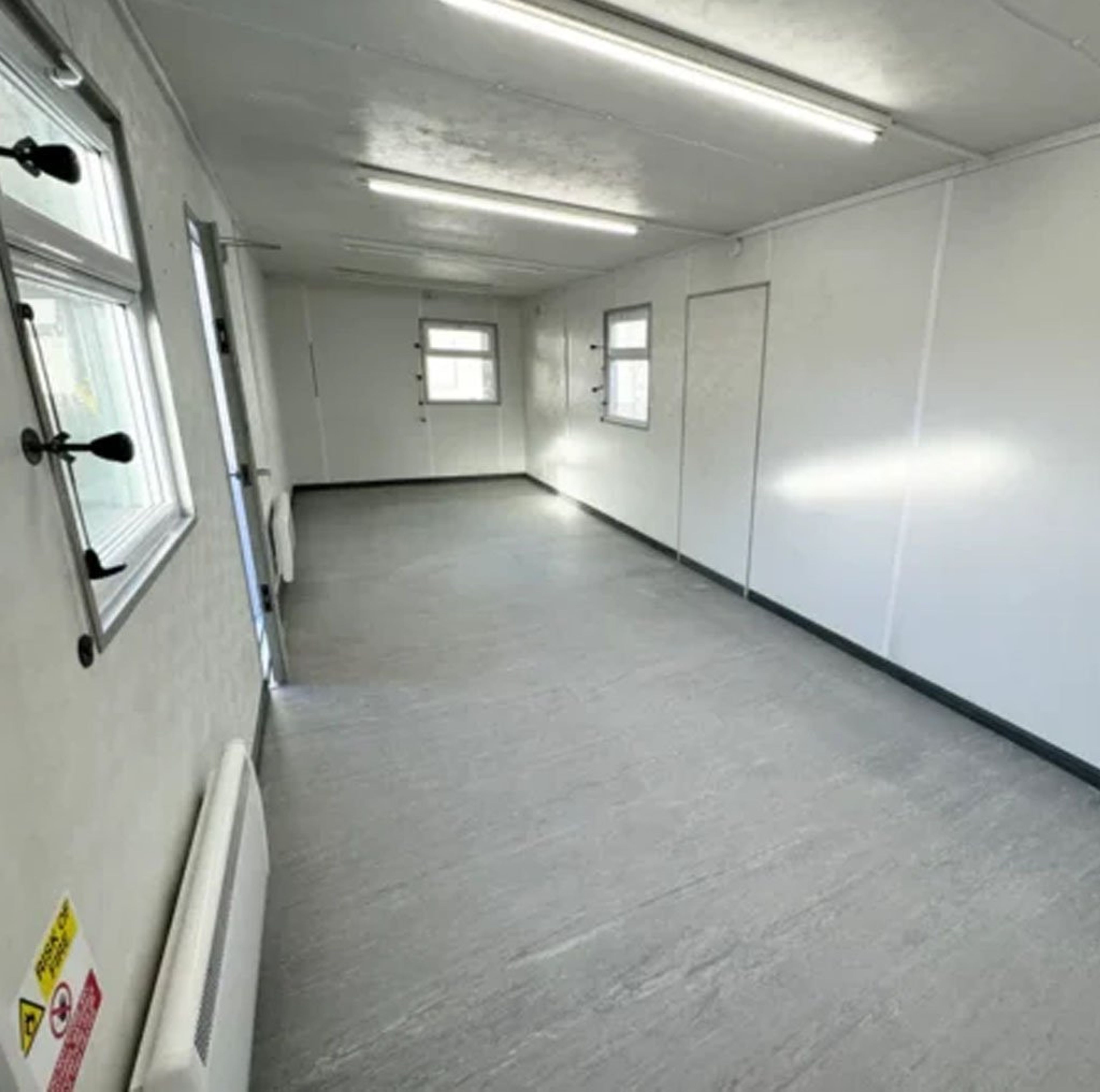 32 X 10ft Customized Containers — view 6