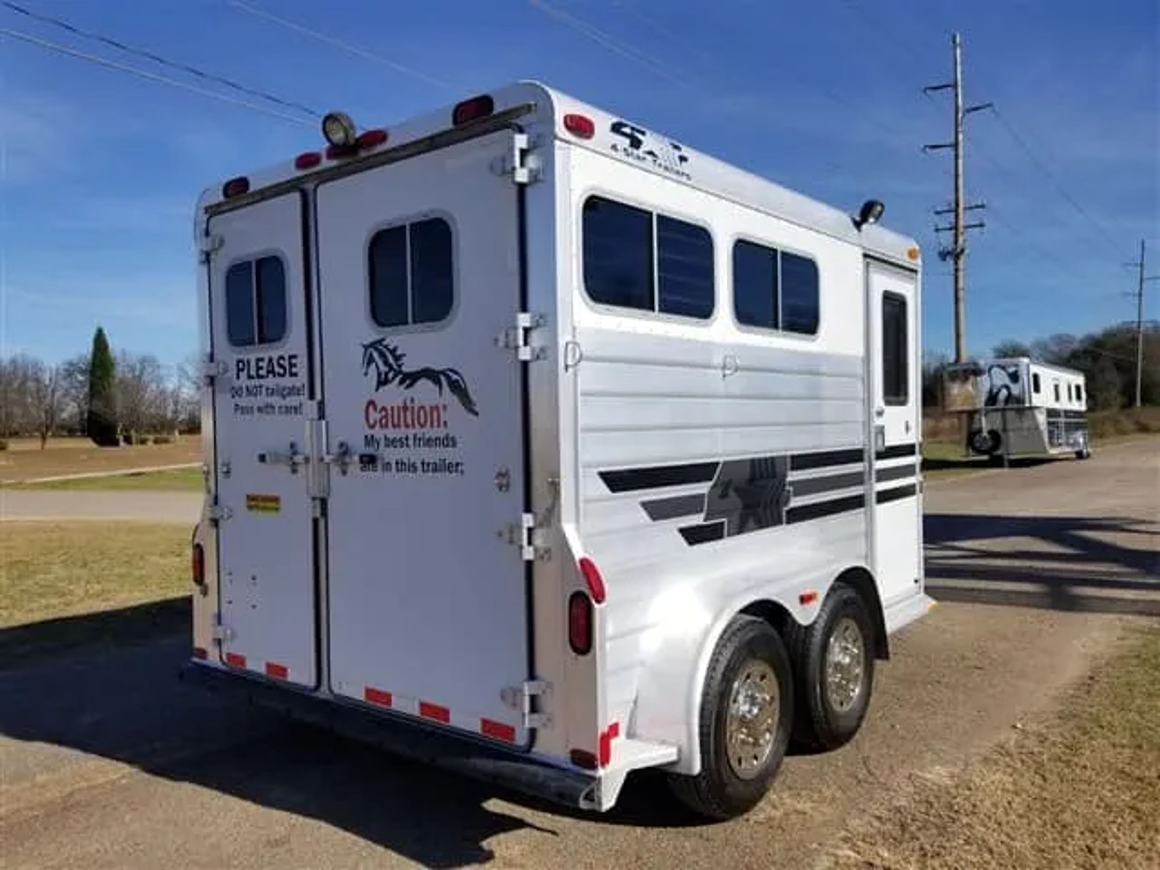 2001 4 Star 2 Horse Bumper Pull Slant Load — view 16