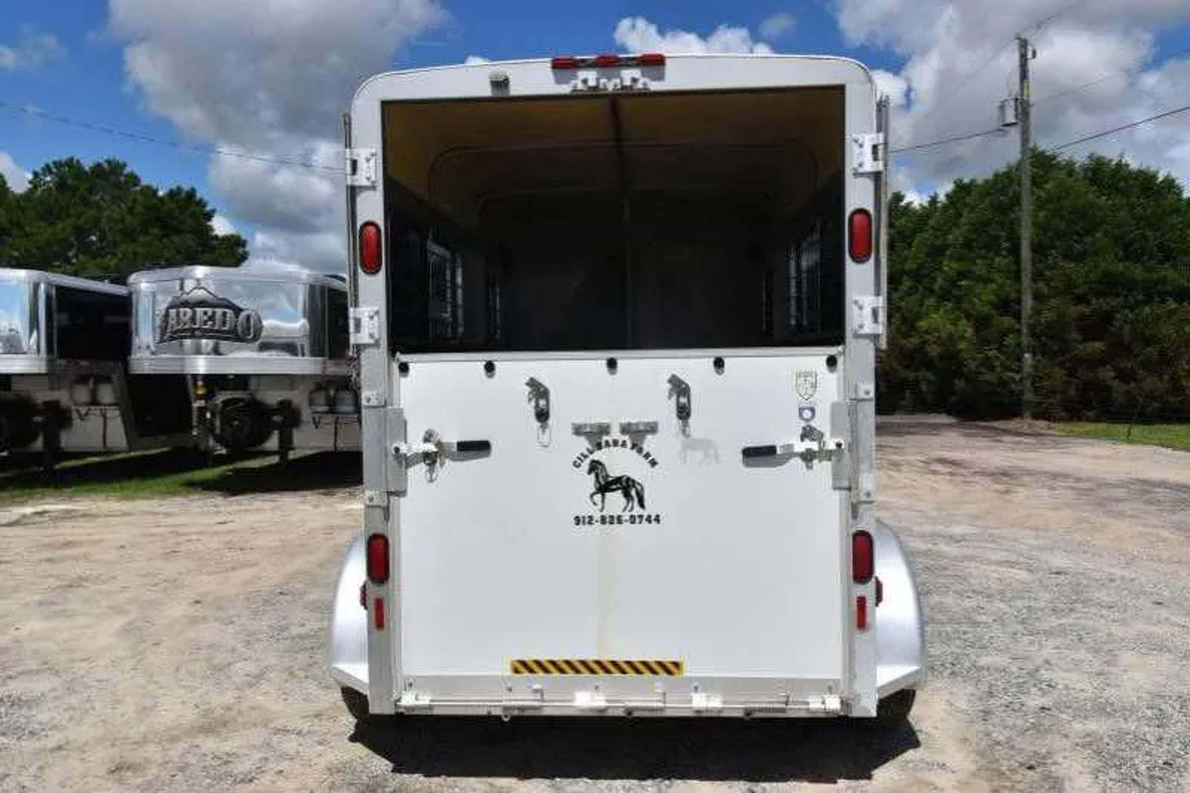 2002 Kiefer Built 2 Horse Bumper Pull — view 9