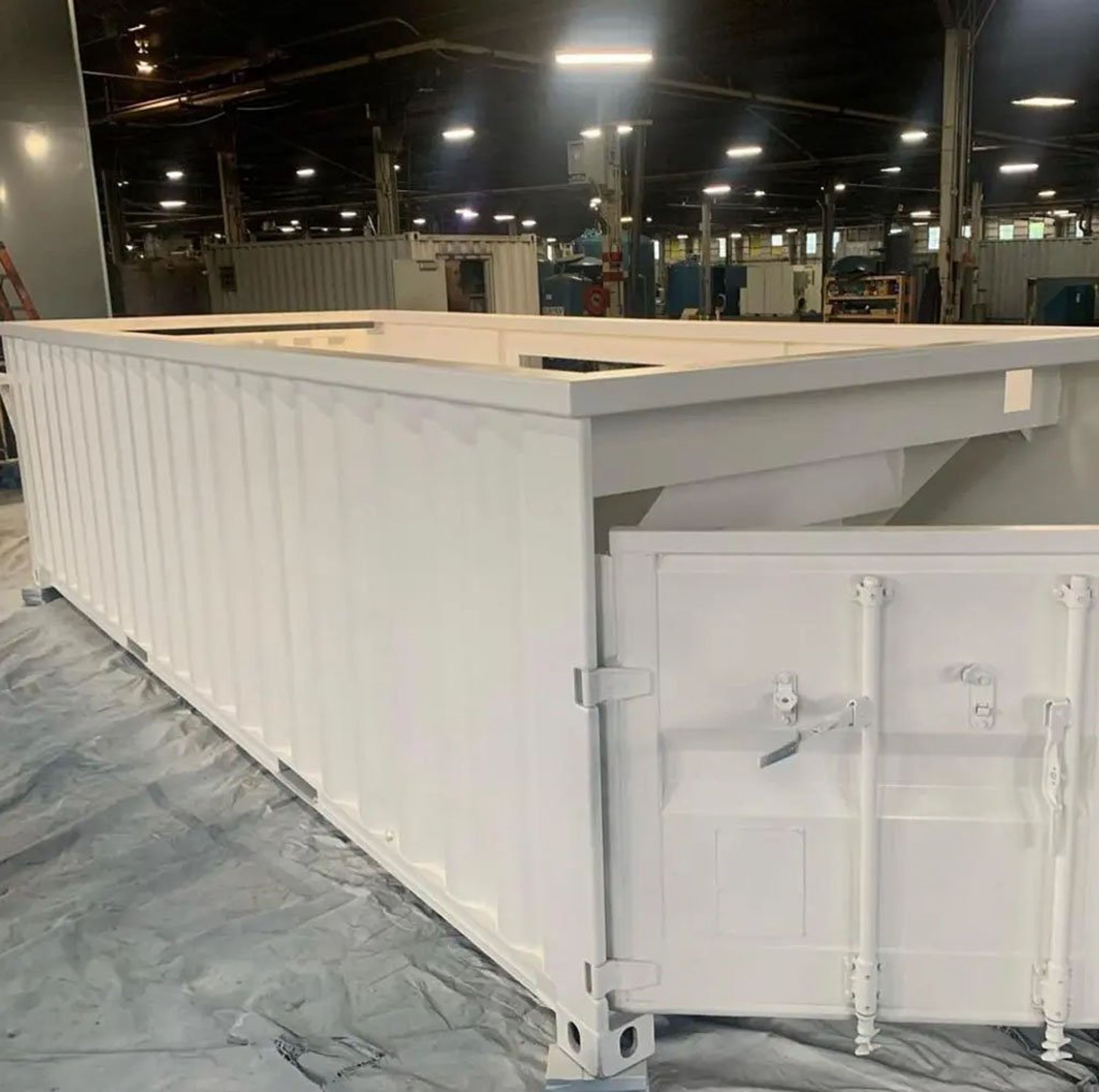 30ft Container Pool v1 — view 4