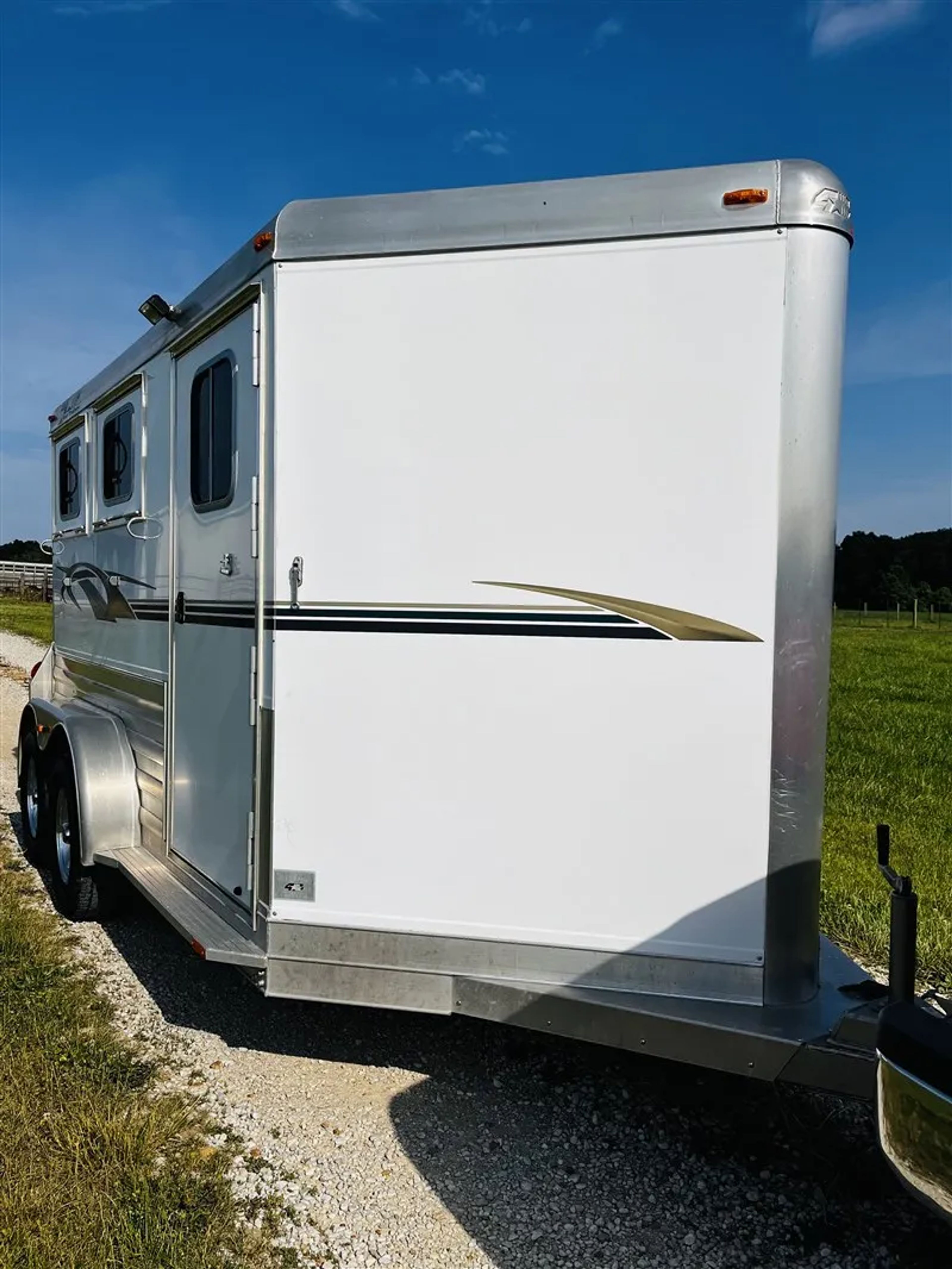 2015 4 Star 2 Horse Slant Load Bumper Pull — view 13