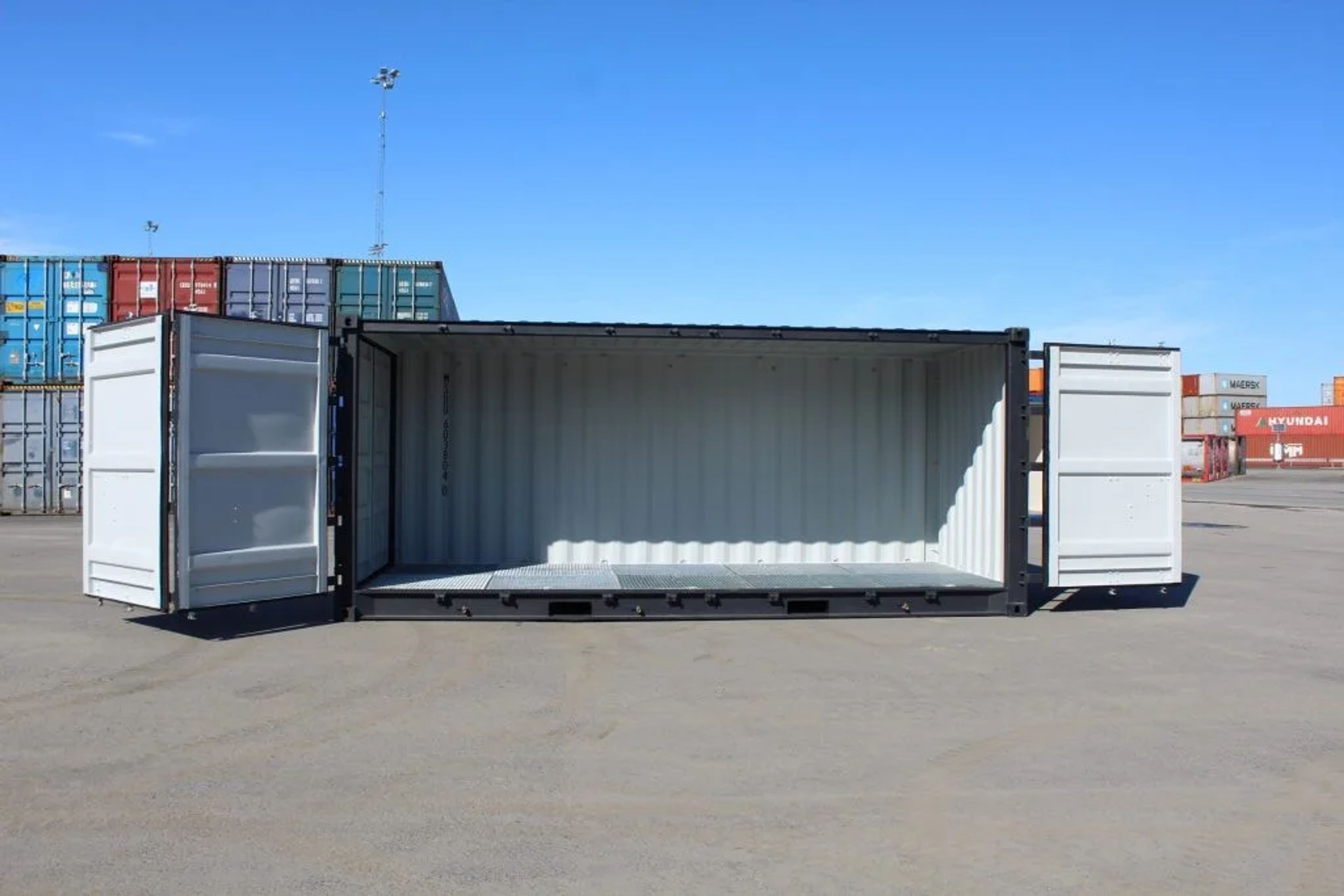 20ft High Cube Container – Hazardous Waste Container, Side opening (9ft 6′ high) — view 4