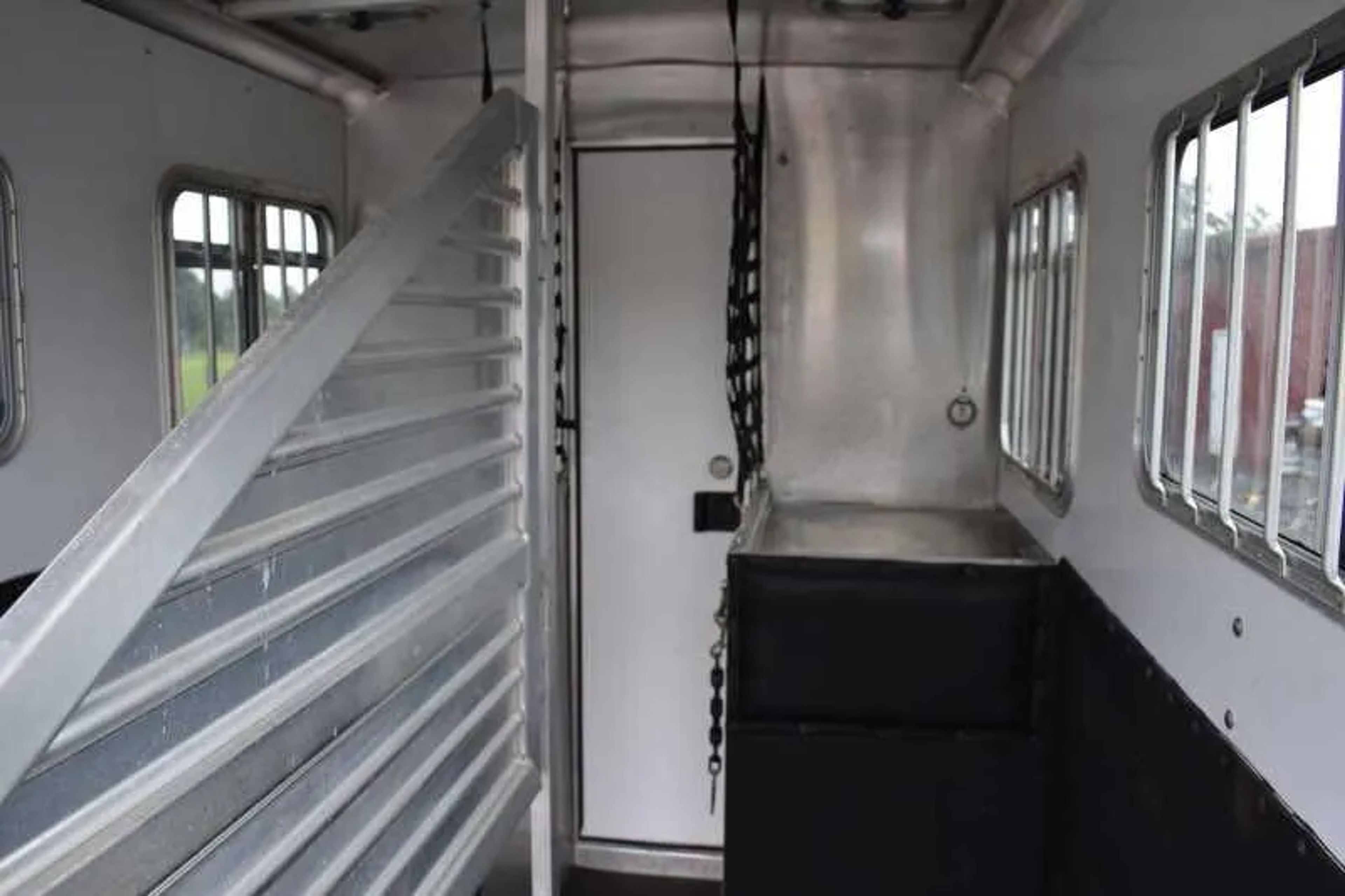 2003 Featherlite 2HST 2 Horse Trailer — view 18