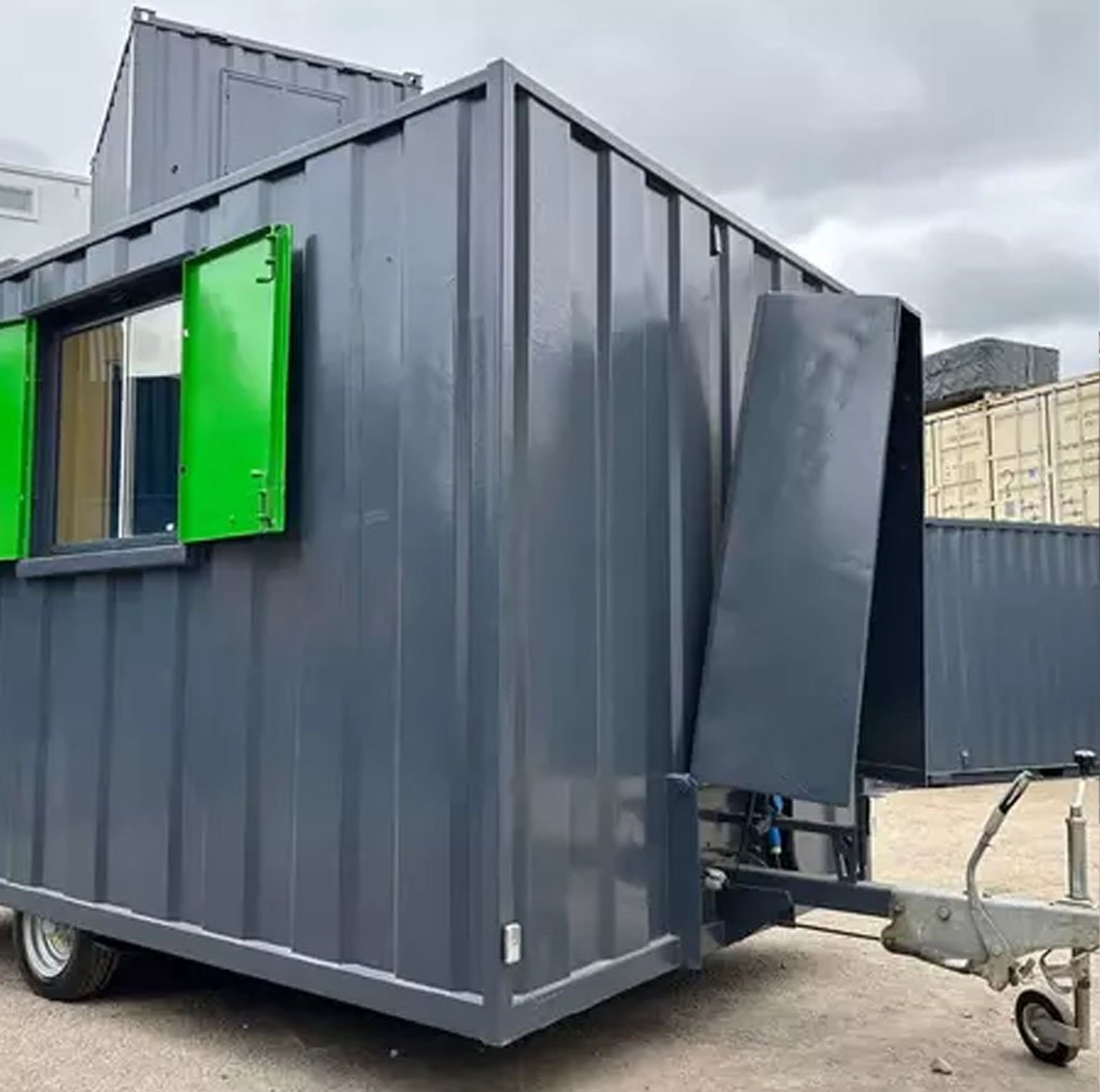 Groundhog Towable Mobile Welfare 2010 Model Diesel Generator — view 2