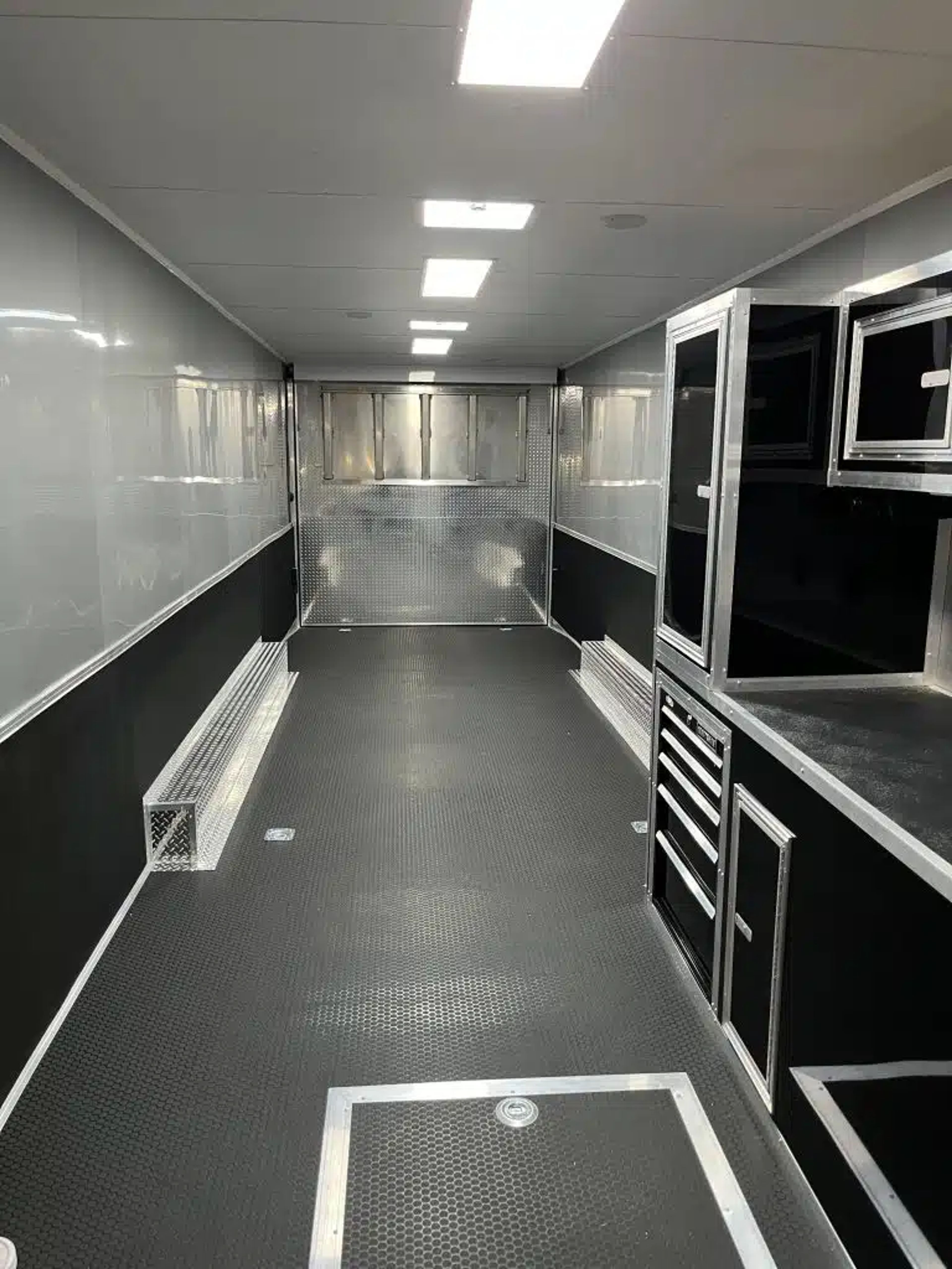 Enclosed Car Trailer 2025 34ft. w/Large Corner Bathroom, Electric Awning, — view 4