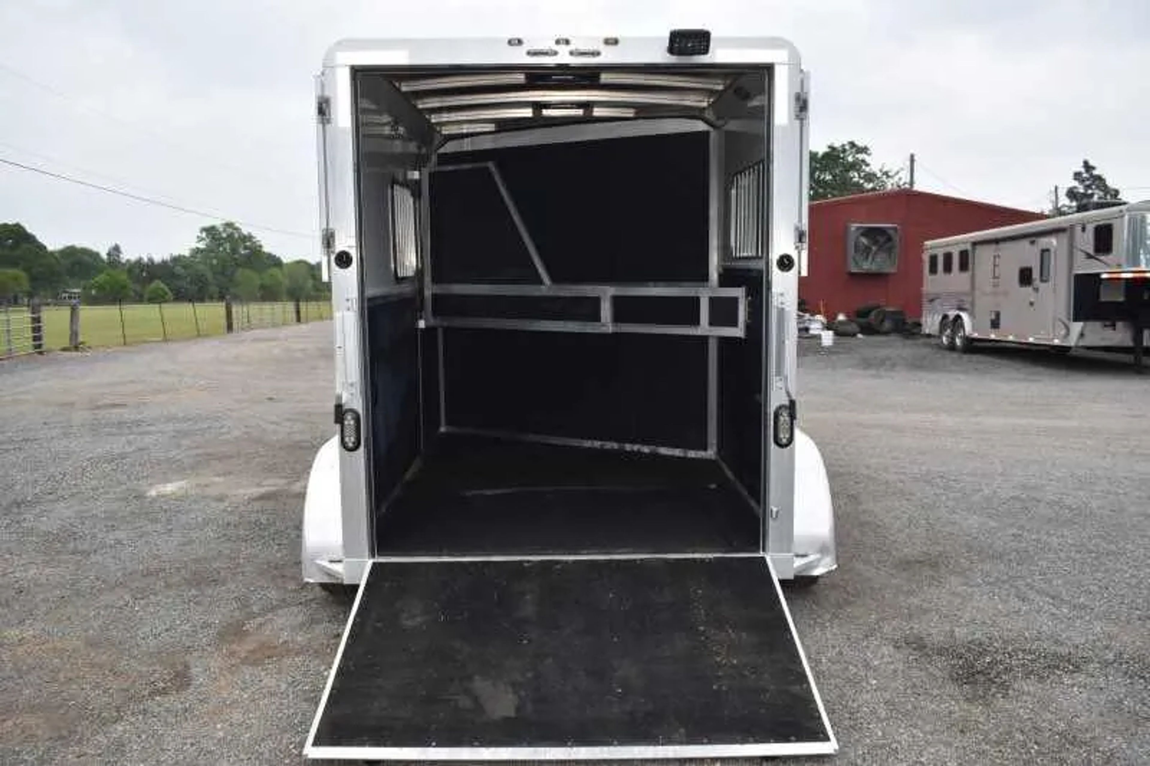 2013 Shadow 2HSL 2 Horse Trailer — view 8
