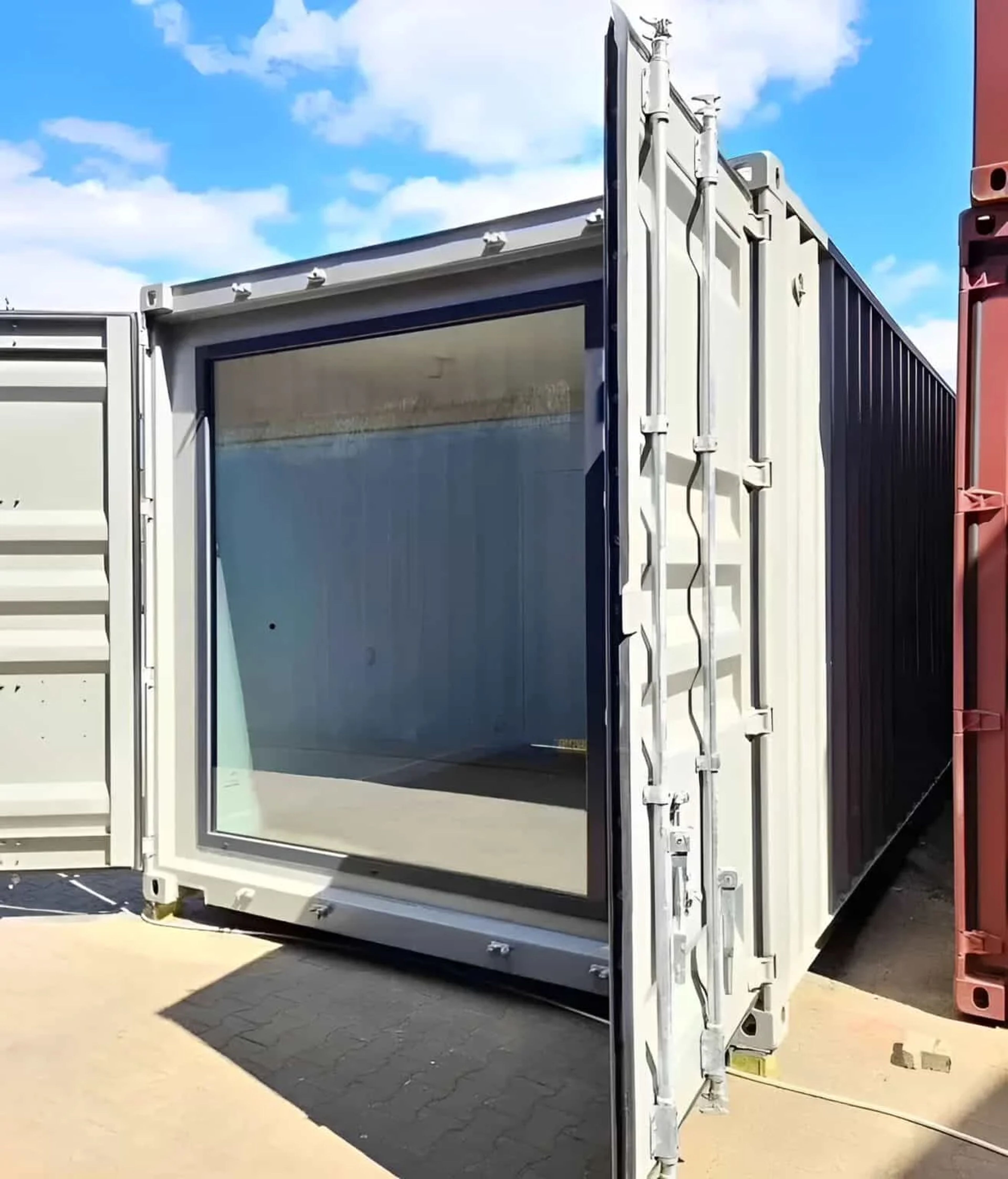 Custom 40ft Shipping Container House — view 3