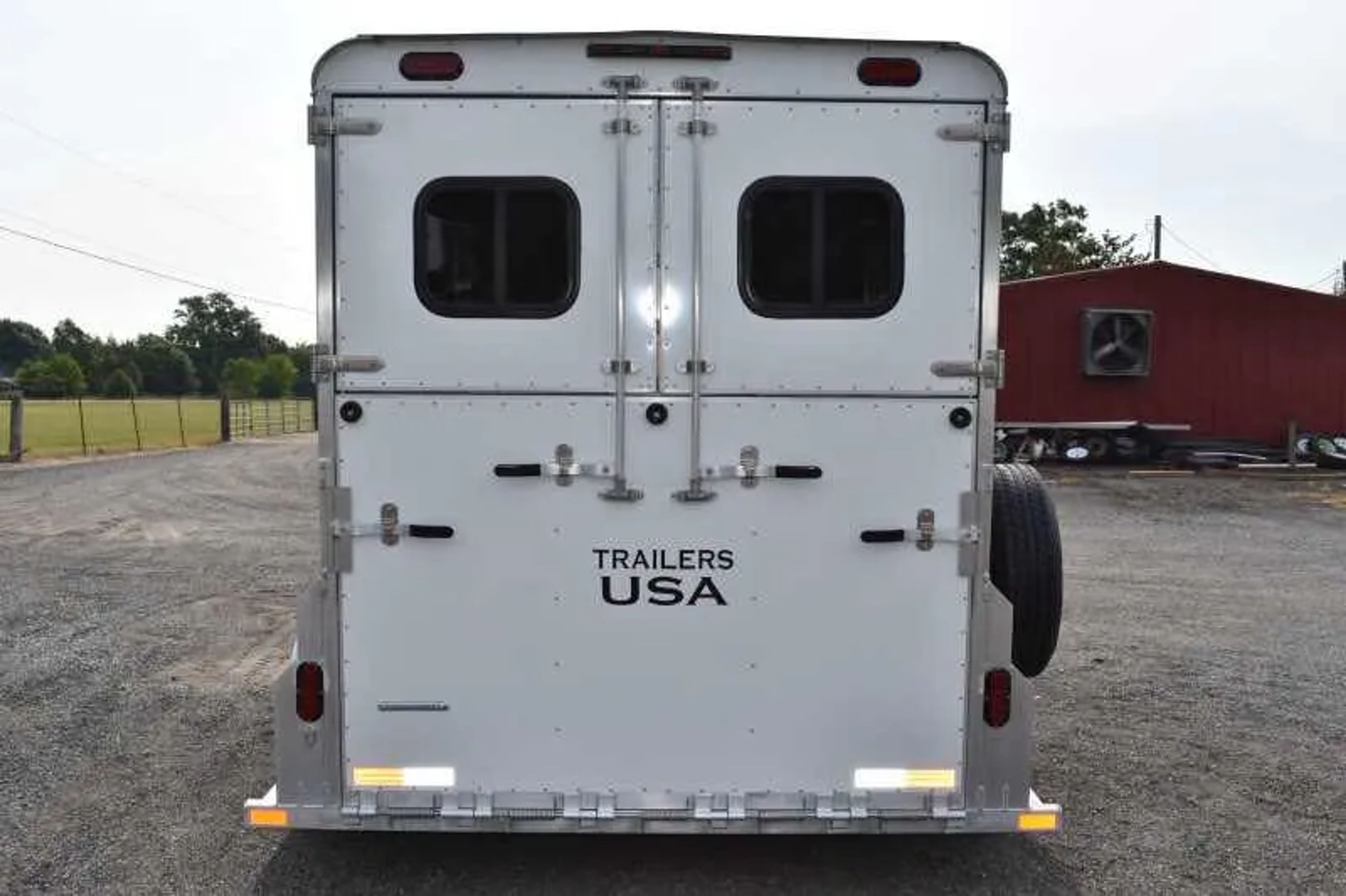 2019 Trailers USA 2HSLBPDLX 2 Horse Trailer — view 12