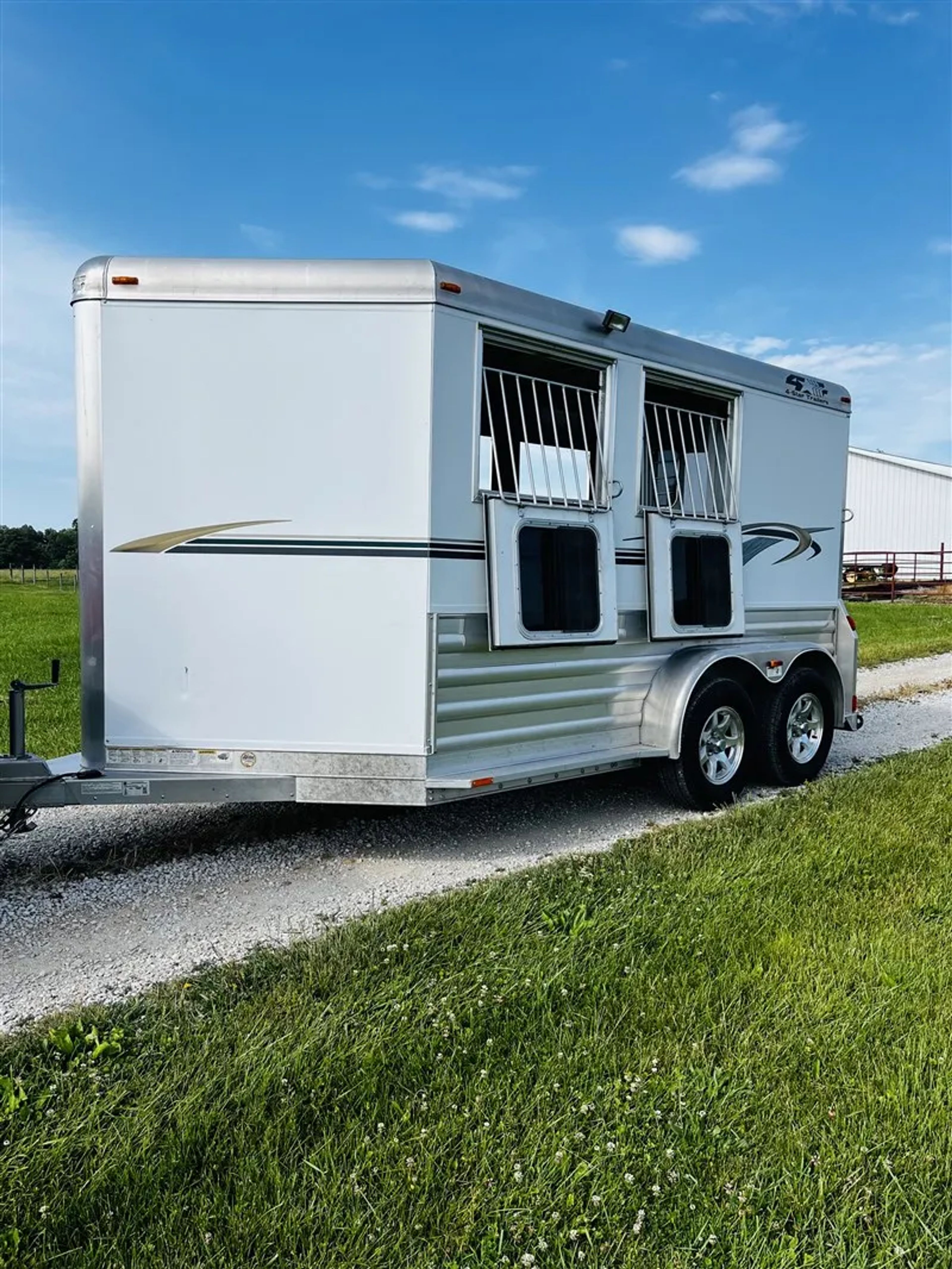 2015 4 Star 2 Horse Slant Load Bumper Pull — view 19