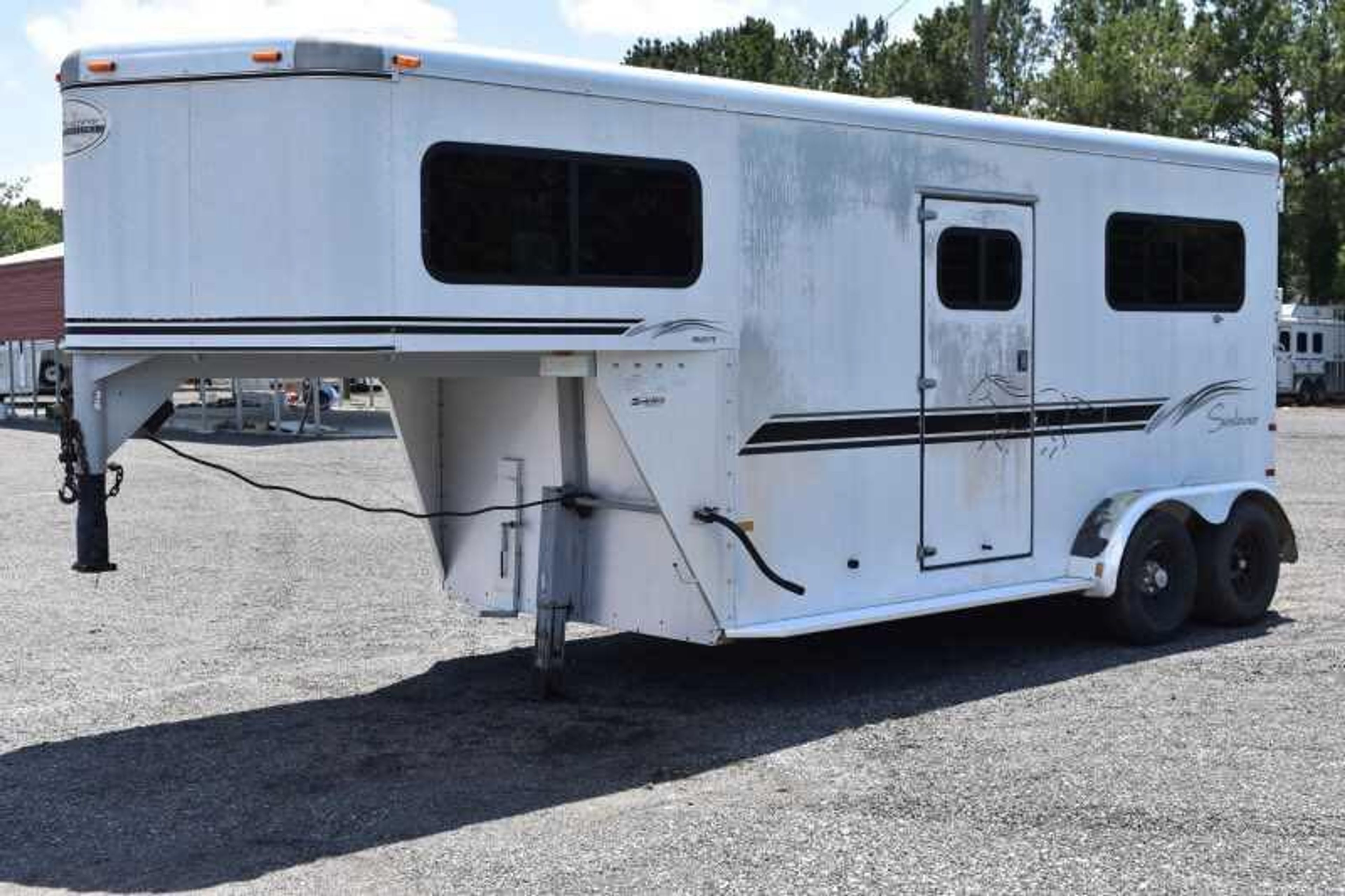 2000 Sundowner 7204GNST 2 Horse Trailer — view 15