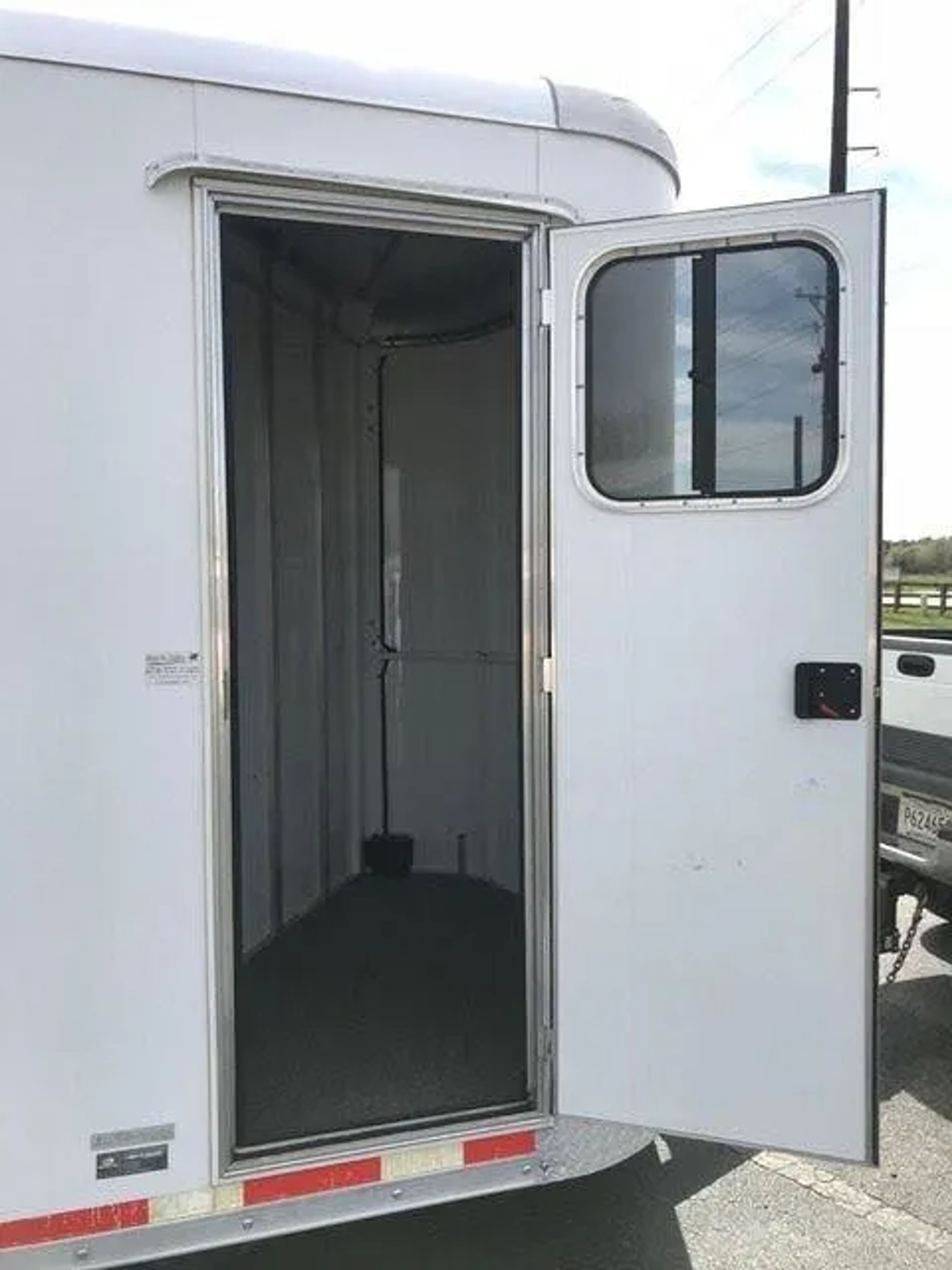 2010 Merhow 2 Horse Slant — view 17