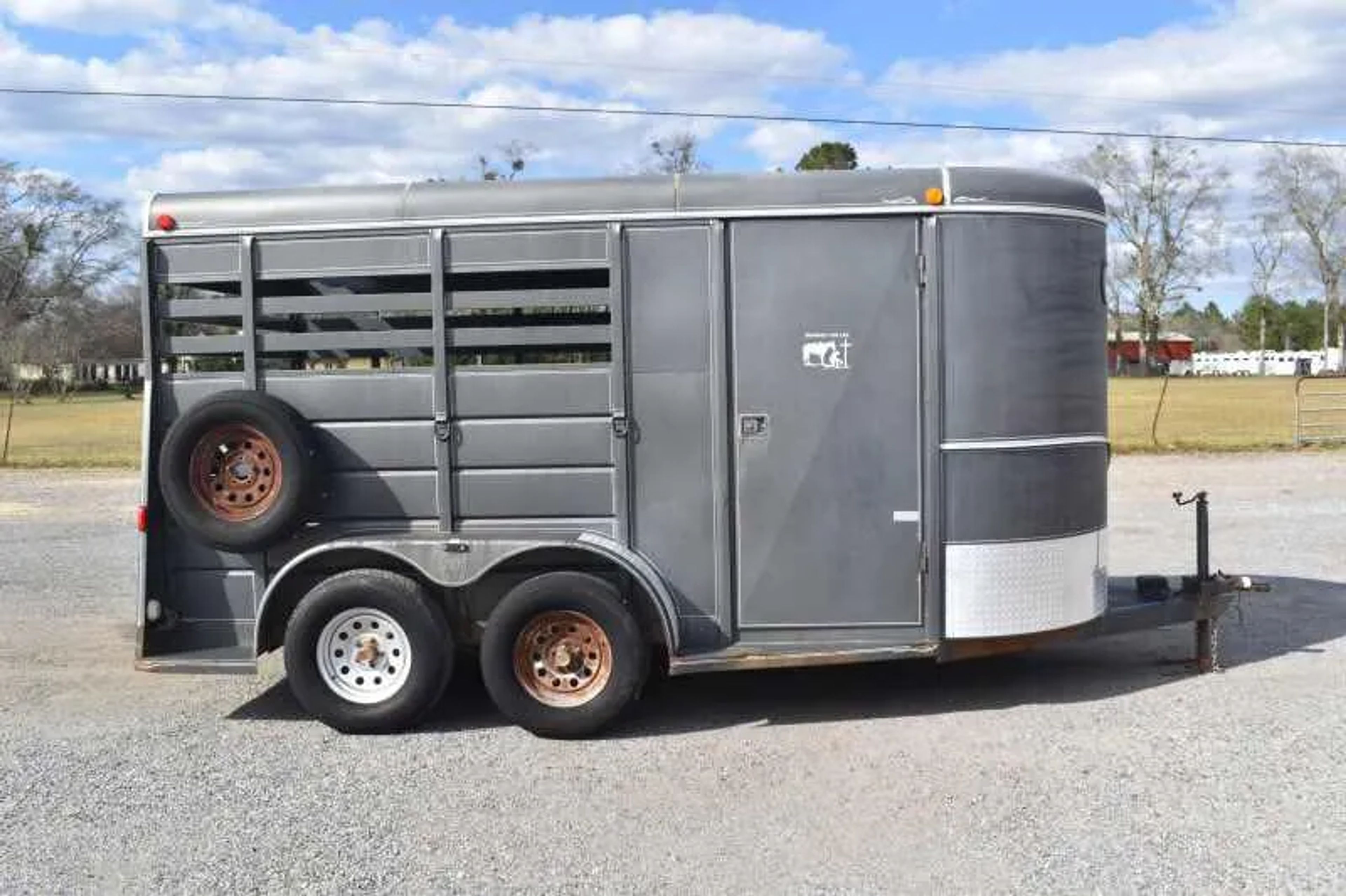 2007 WW 2HSL 2 Horse Trailer — view 9