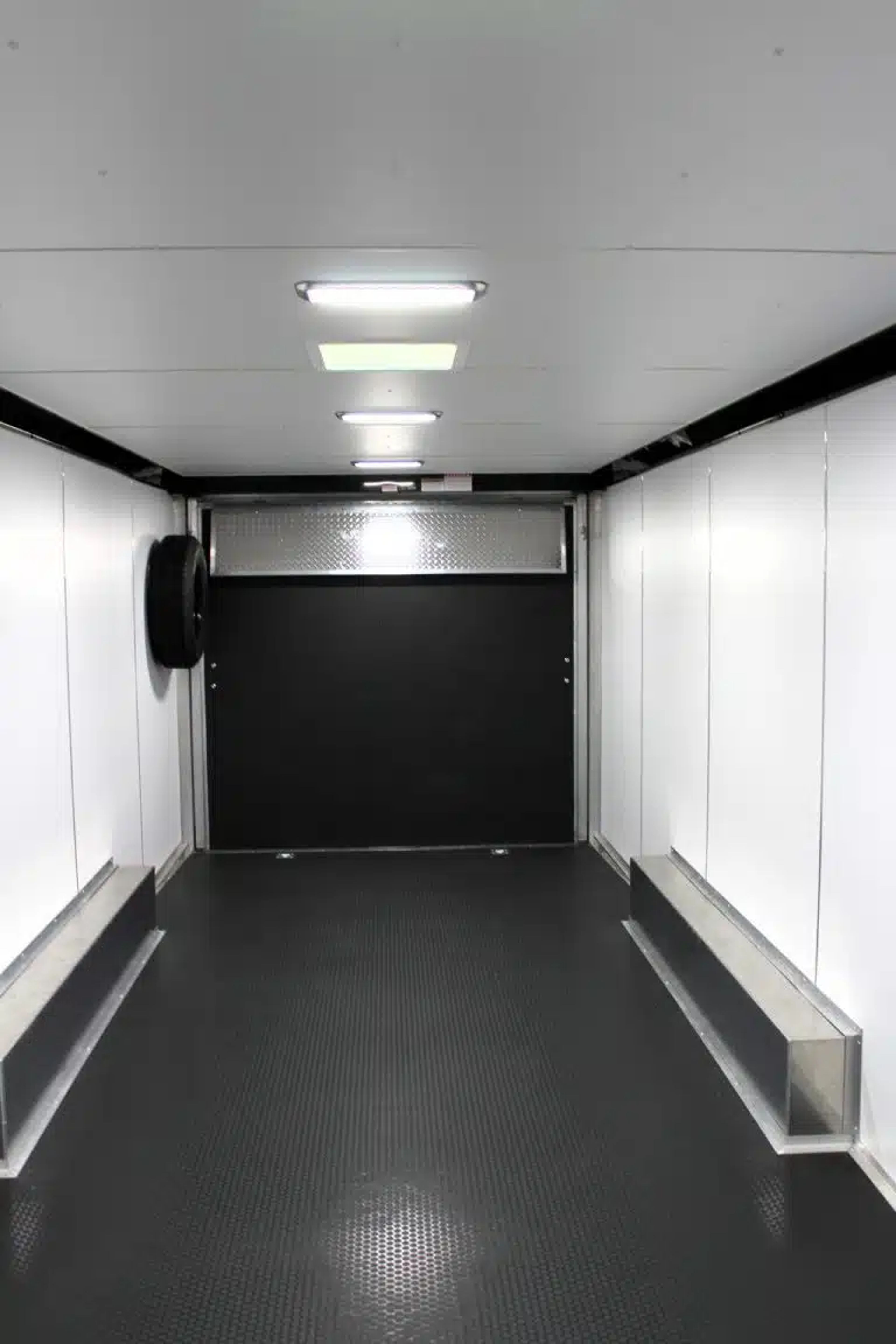 Enclosed Car Hauler 2026 24ft. Aluminum Blaze w/Finished Interior & Aluminum — view 4