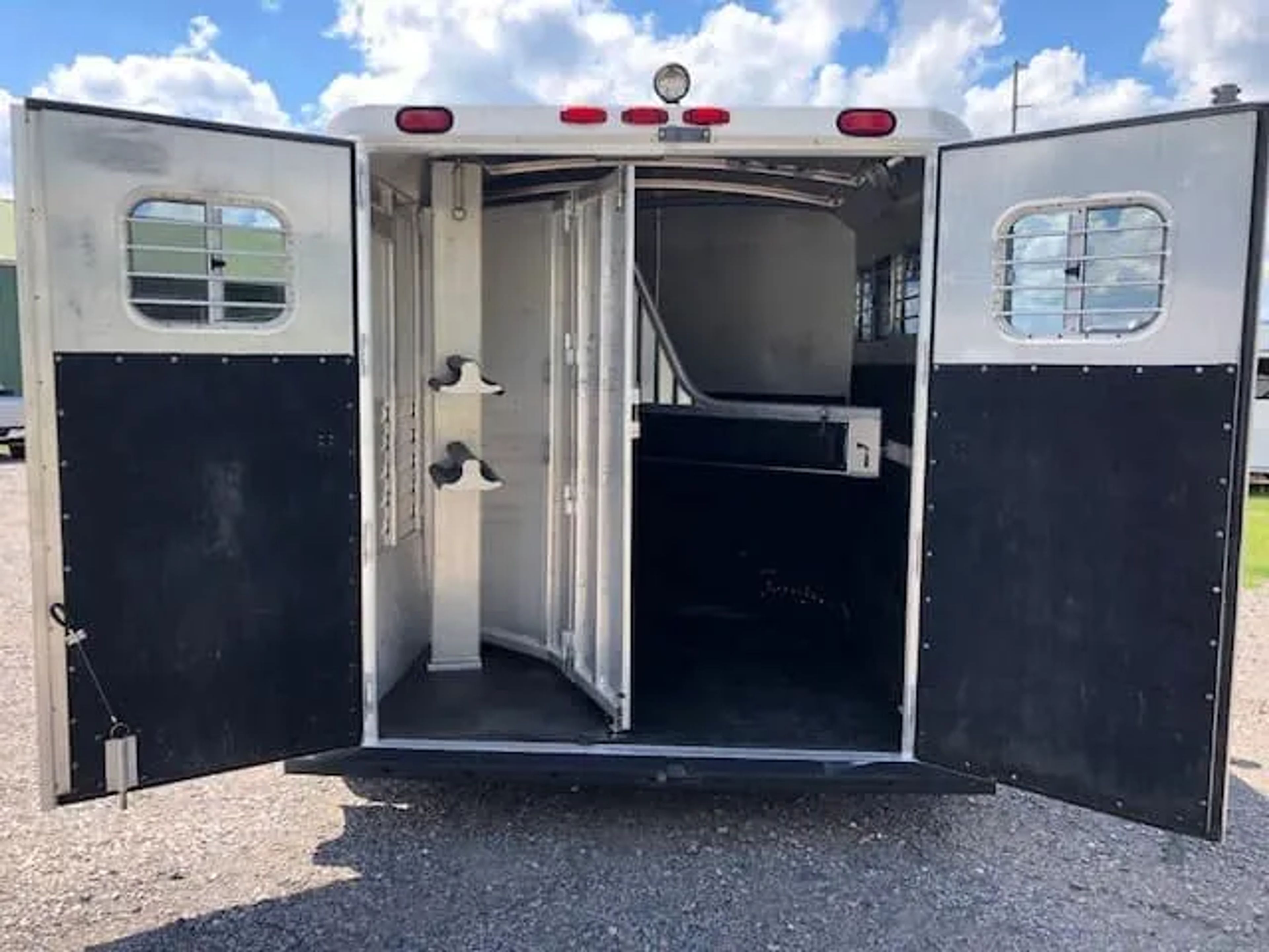 2004 4 Star gooseneck, slant load — view 15