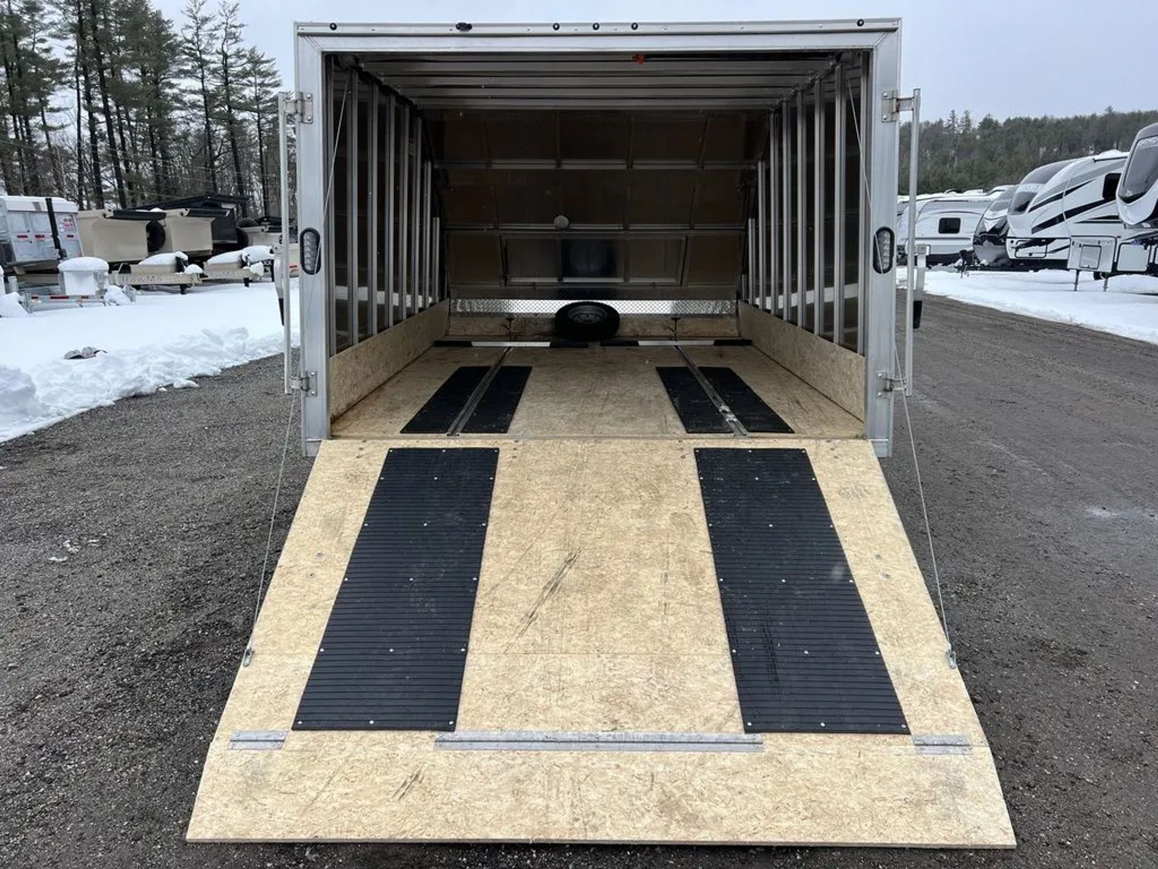 High Country Trailers 101×12 Aluminum 2-Place Hybrid w/Track Mats — view 10