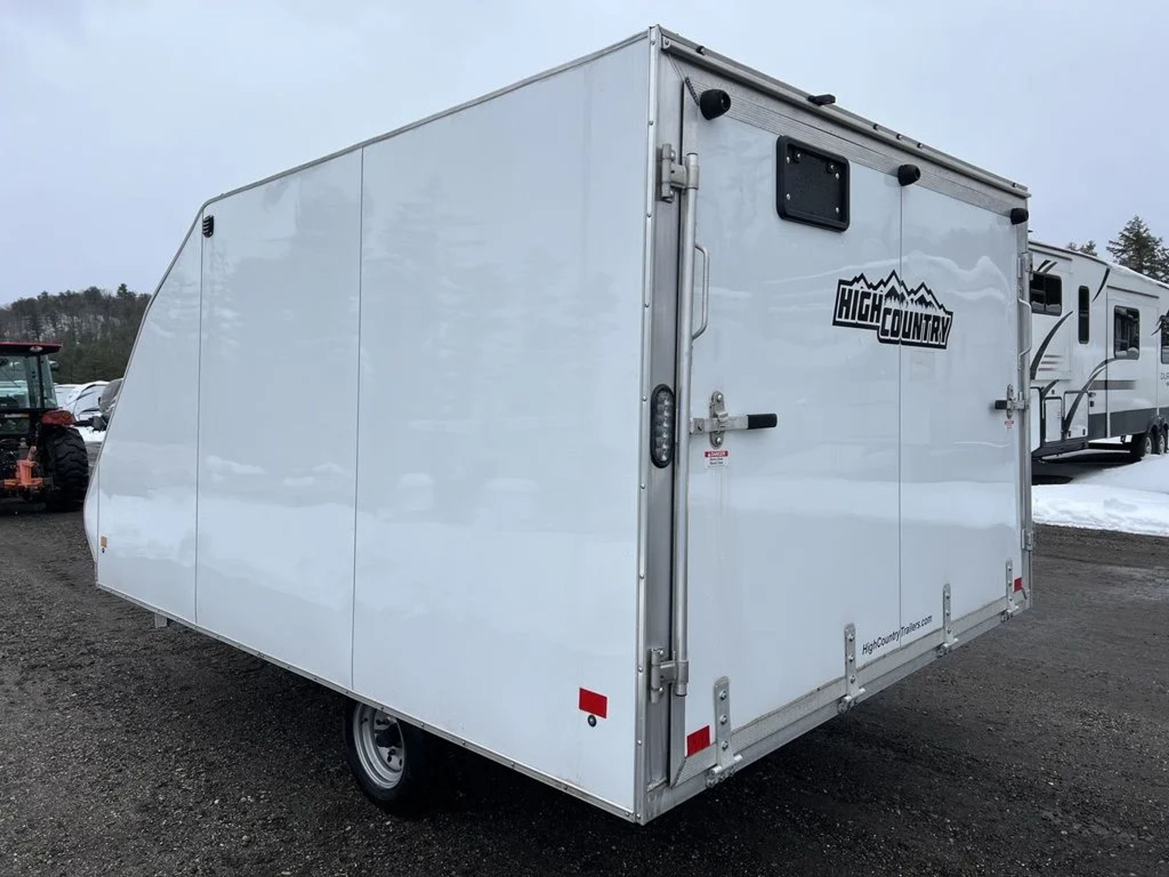 High Country Trailers 101×12 Aluminum 2-Place Hybrid w/Track Mats — view 3