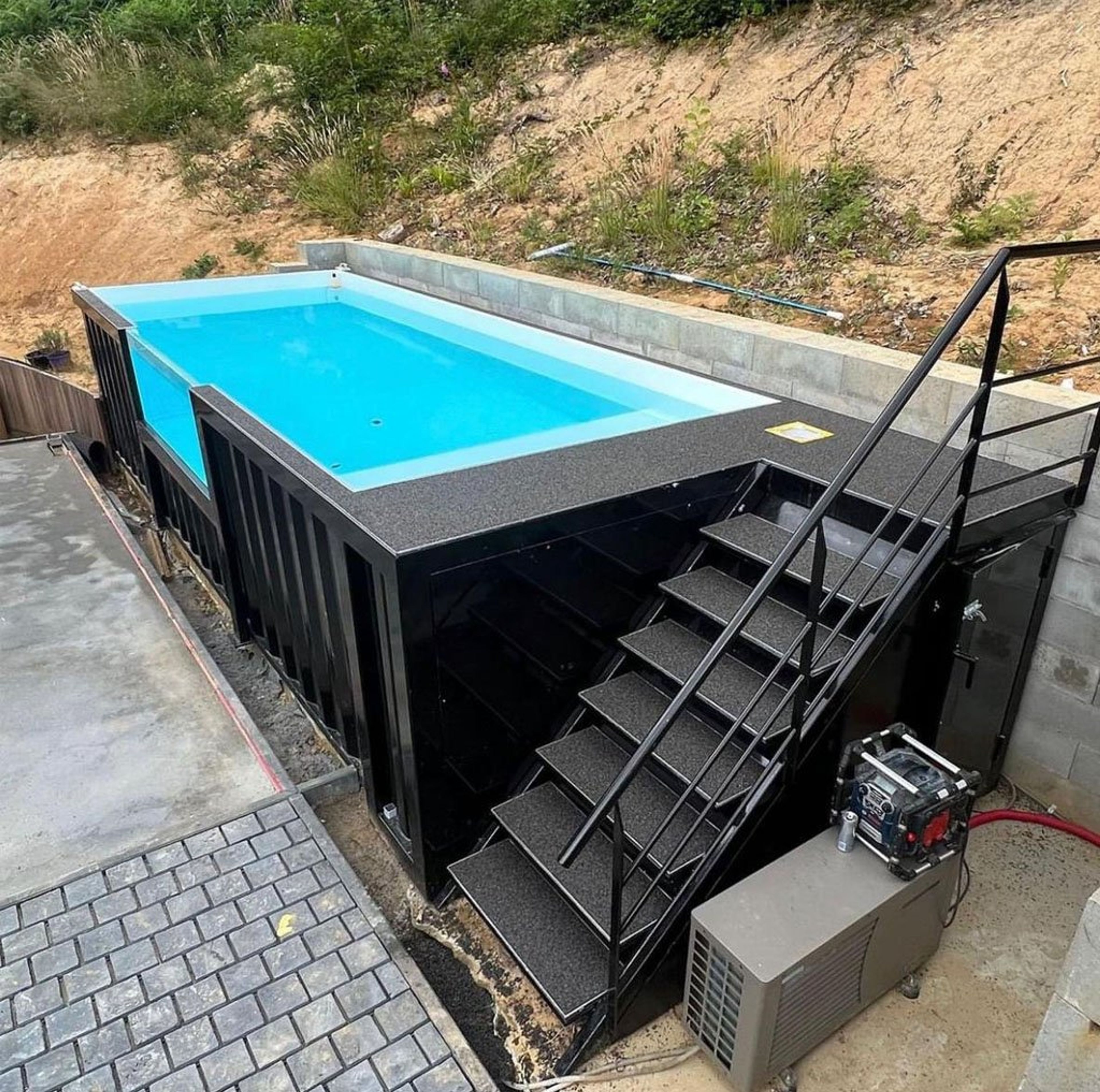 20ft Container Pool v2
