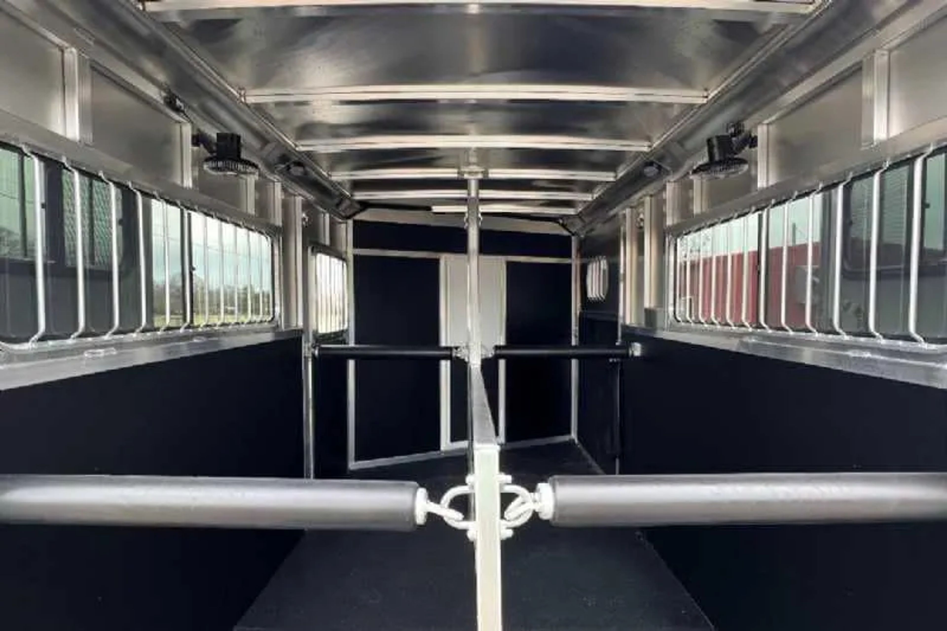 2023 Shadow 2HSSR 2 Horse Trailer — view 17