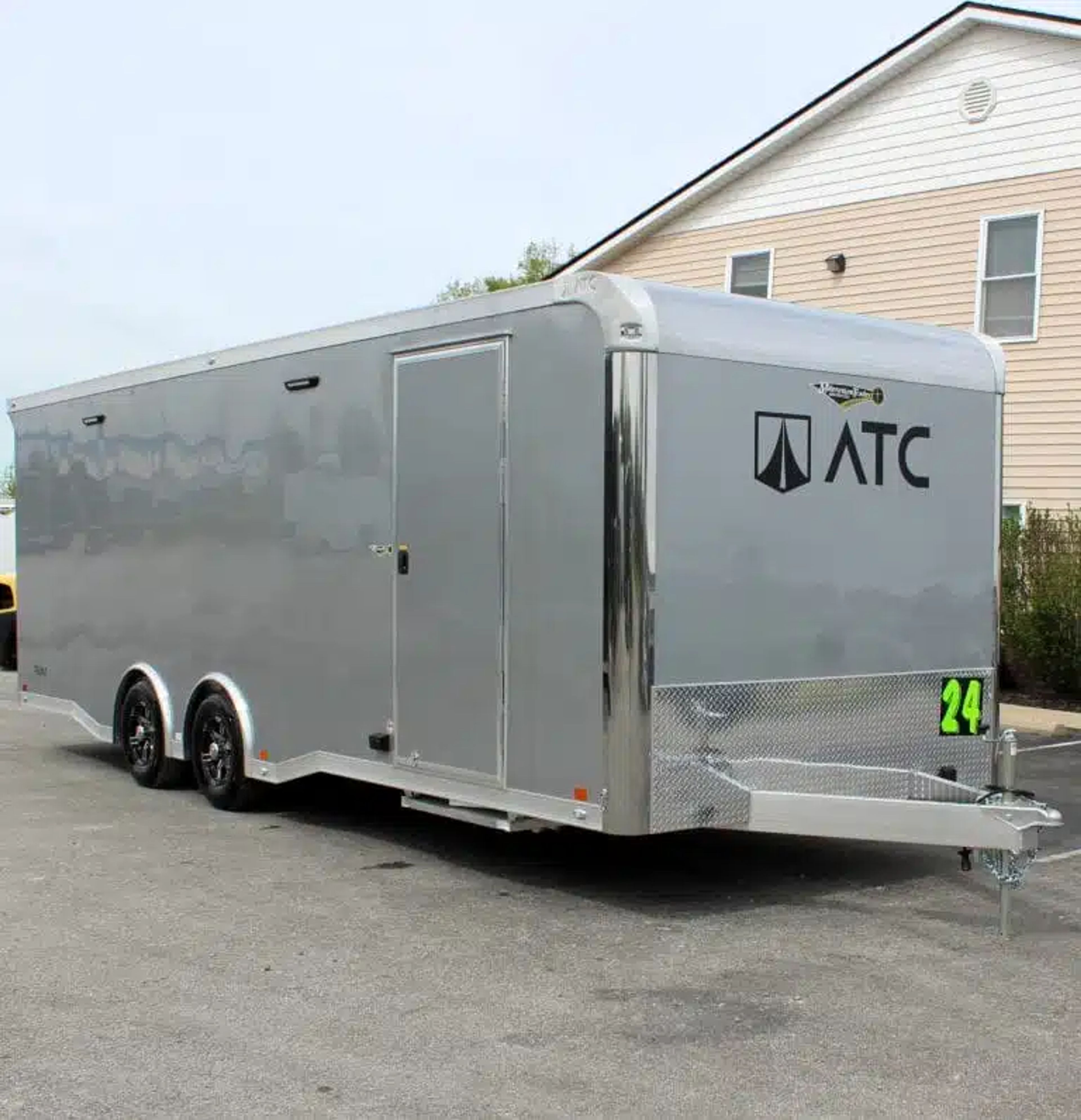 Enclosed ATC Car Trailer 2026 24ft. Aluminum ROM 400 w/Large Escape Door & — view 3