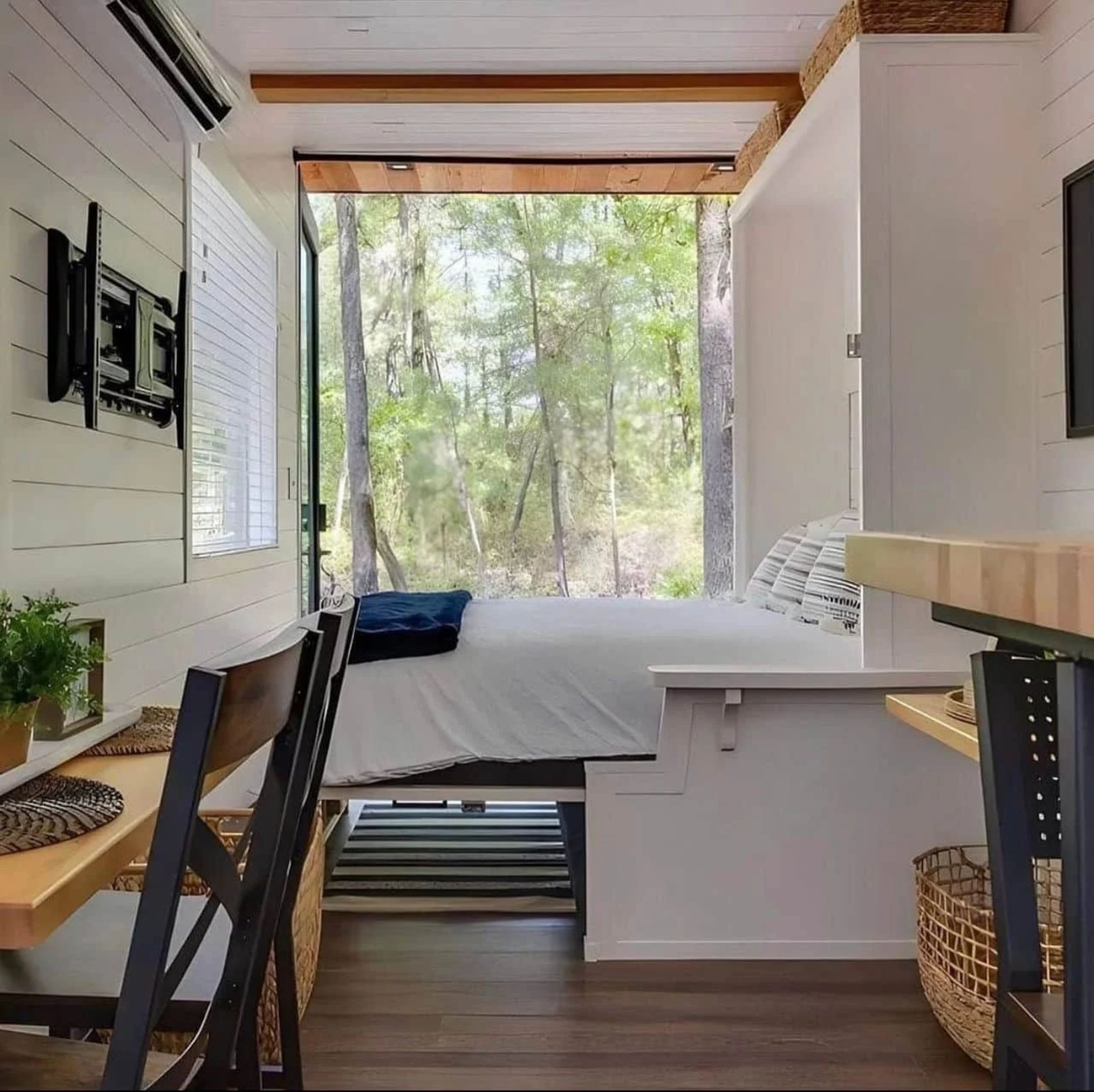 Luxury 1 Bedroom Tiny Home with Rooftop Deck – Fully Furnished Modern Prefab — view 3