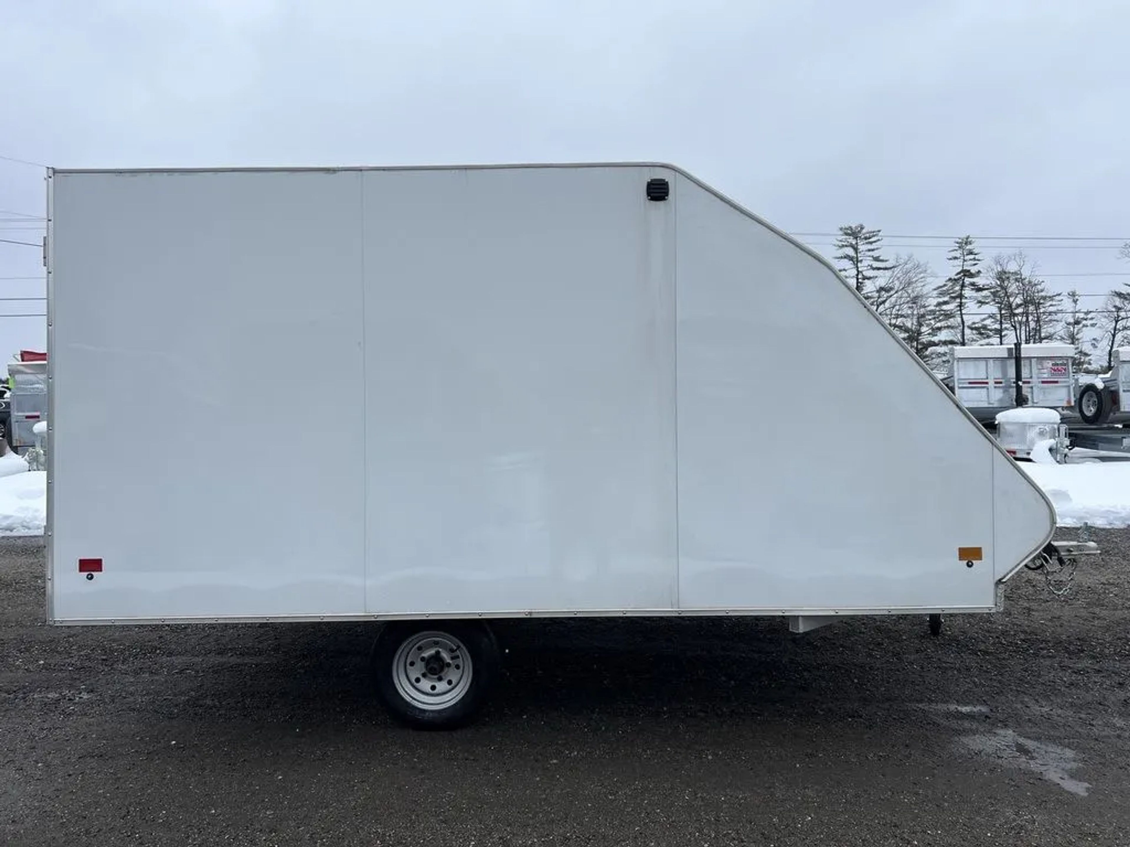High Country Trailers 101×12 Aluminum 2-Place Hybrid w/Track Mats — view 13