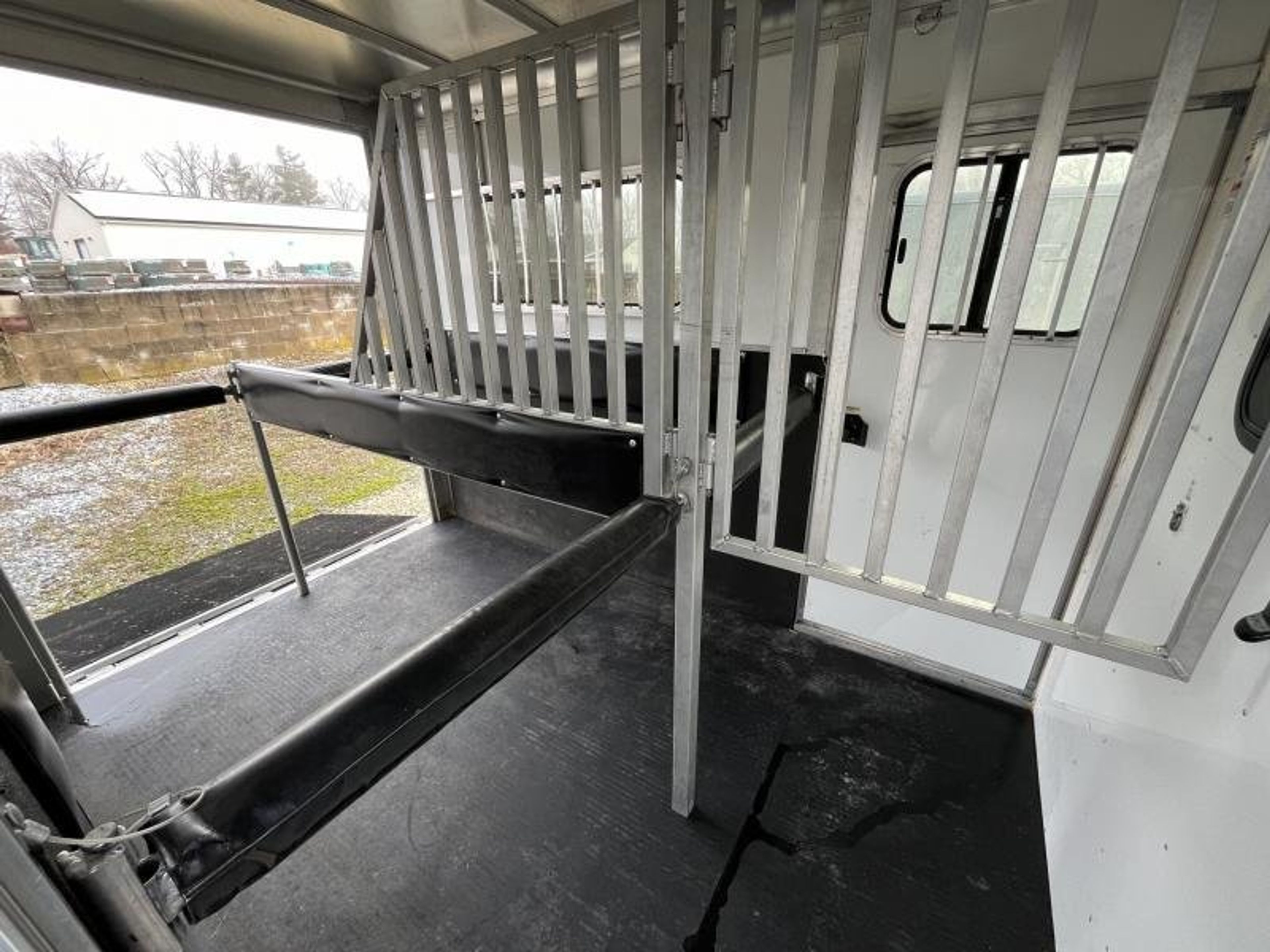 2019 Sundowner Charter 2 Horse Charter Bumper Pull — view 2