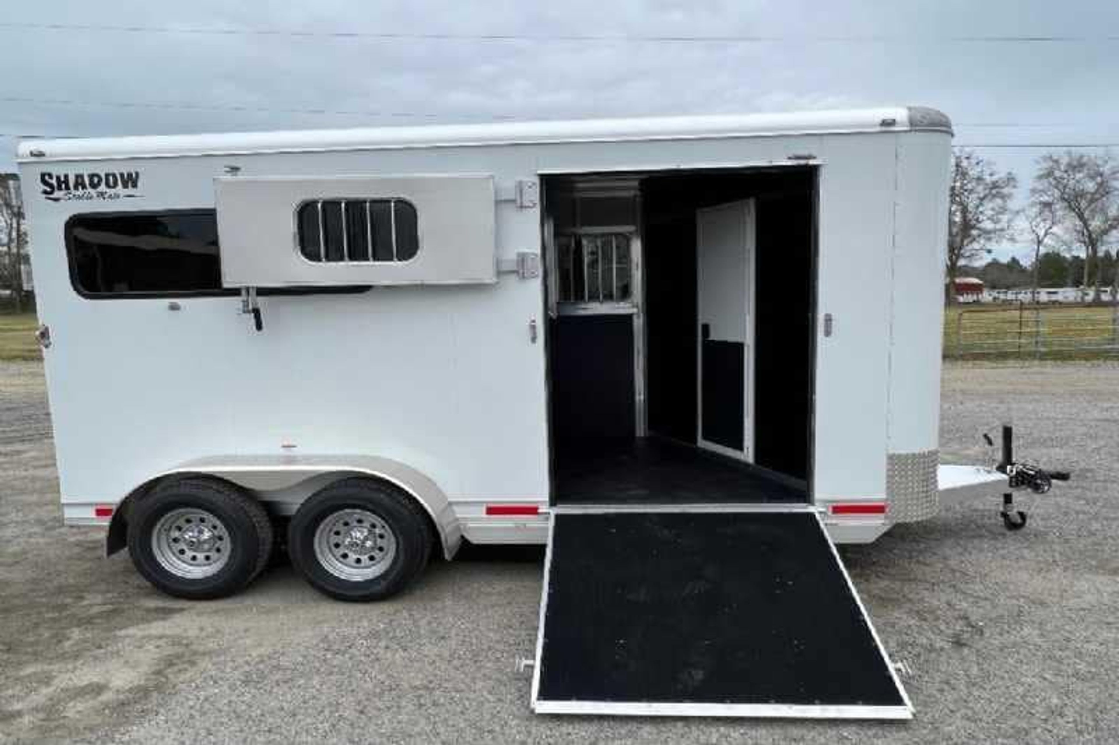 2023 Shadow 2HSSR 2 Horse Trailer — view 5