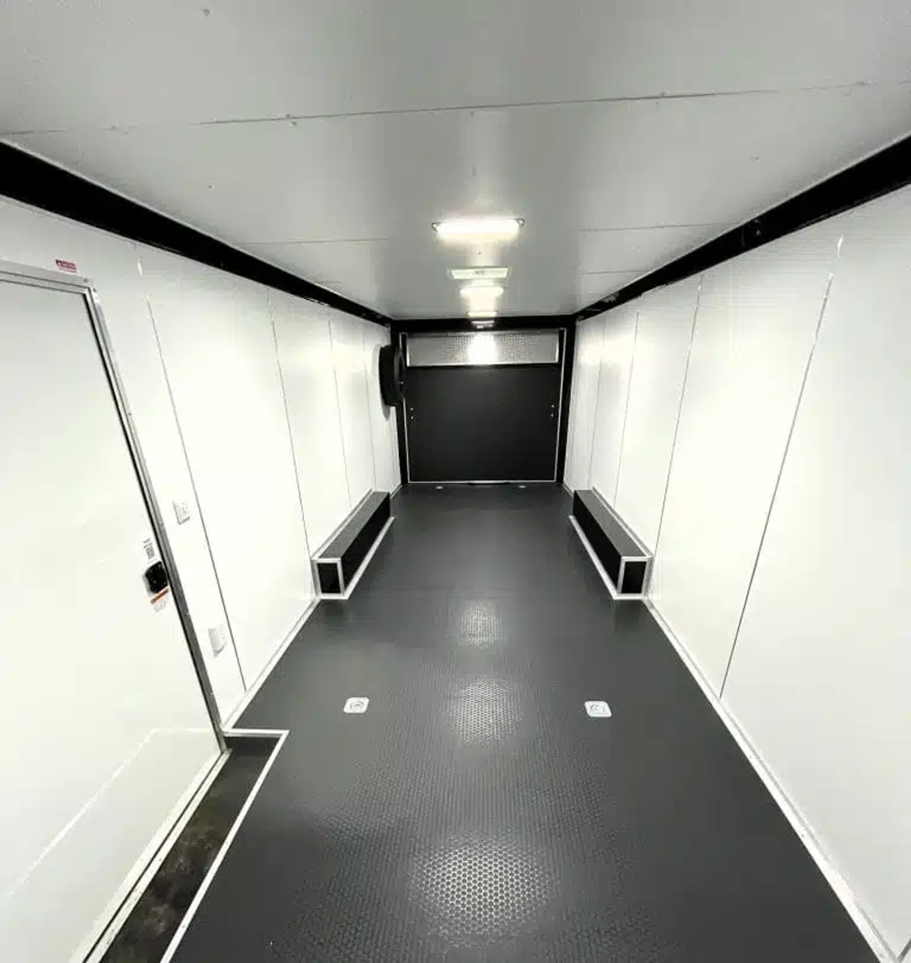 Enclosed Car Hauler 2025 26ft. Blaze w/Cabinets, Flooring, Alum Wheels, Spread — view 3