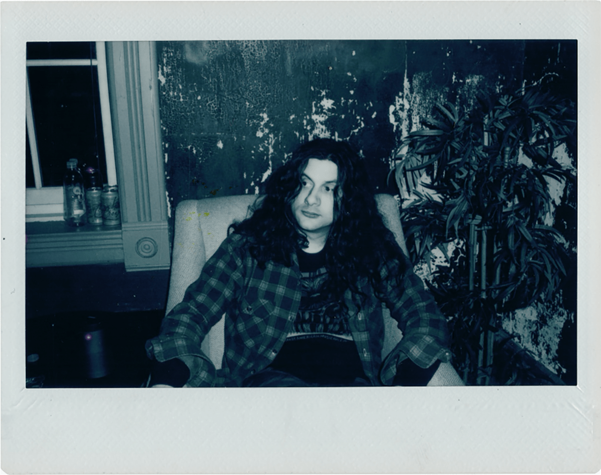 Kurt Vile: “Speed of the Sound of Loneliness” Live On Late Night With Seth Meyers