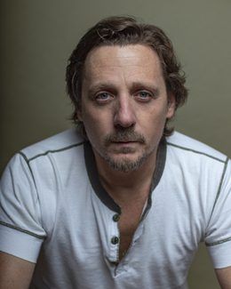 STURGILL SIMPSON RETURNS: EXTENSIVE FALL TOUR CONFIRMED AND NEW JOHNNY BLUE SKIES ALBUM