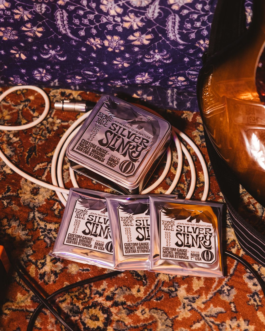 ERNIE BALL TEAMS UP WITH JOHN MAYER TO LAUNCH ALL-NEW John Mayer Silver Slinky Signature Guitar Strings