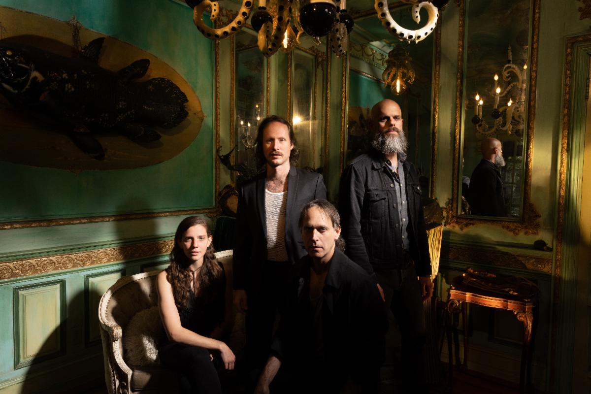 BARONESS RETURN WITH STONE